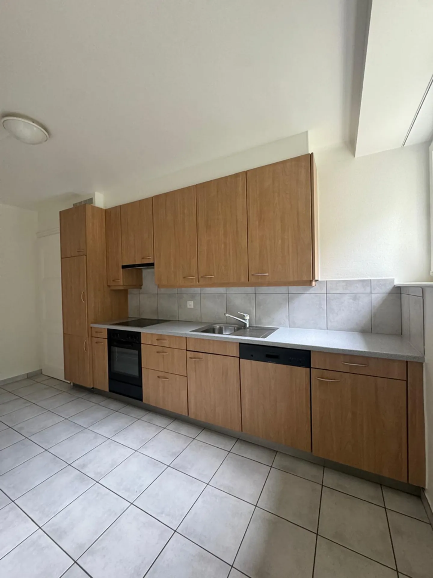 2.5 Room Apartment - Photo 5 of 7