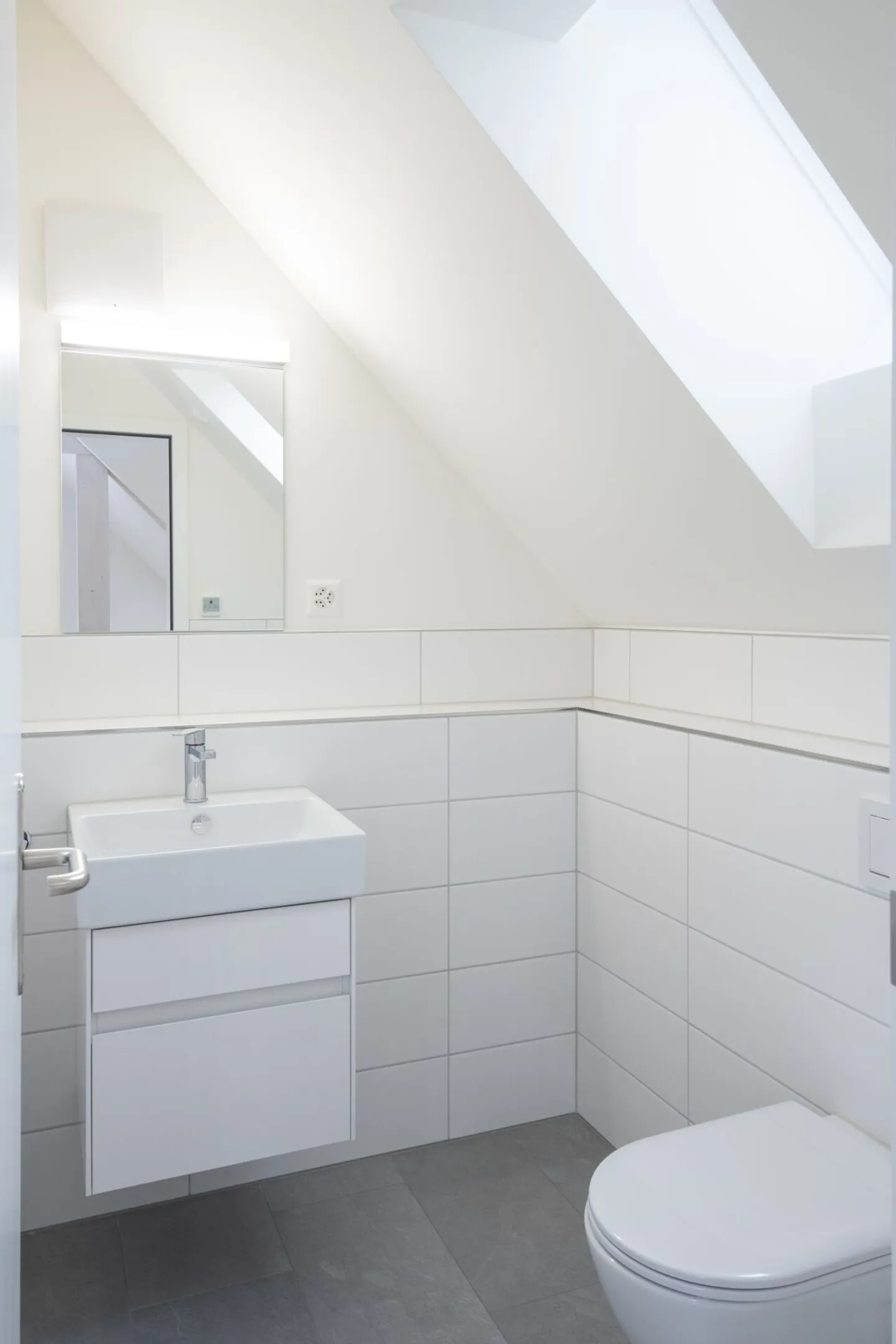 Stilvolle Loftwohnung mit Loggia - Foto 6 von 11