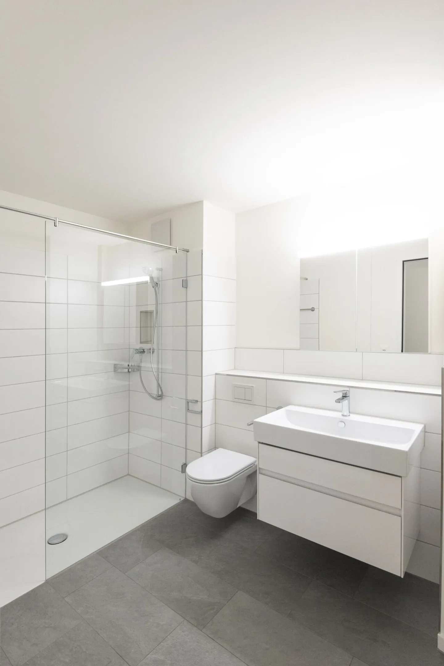 Stilvolle Loftwohnung mit Loggia - Foto 9 von 11