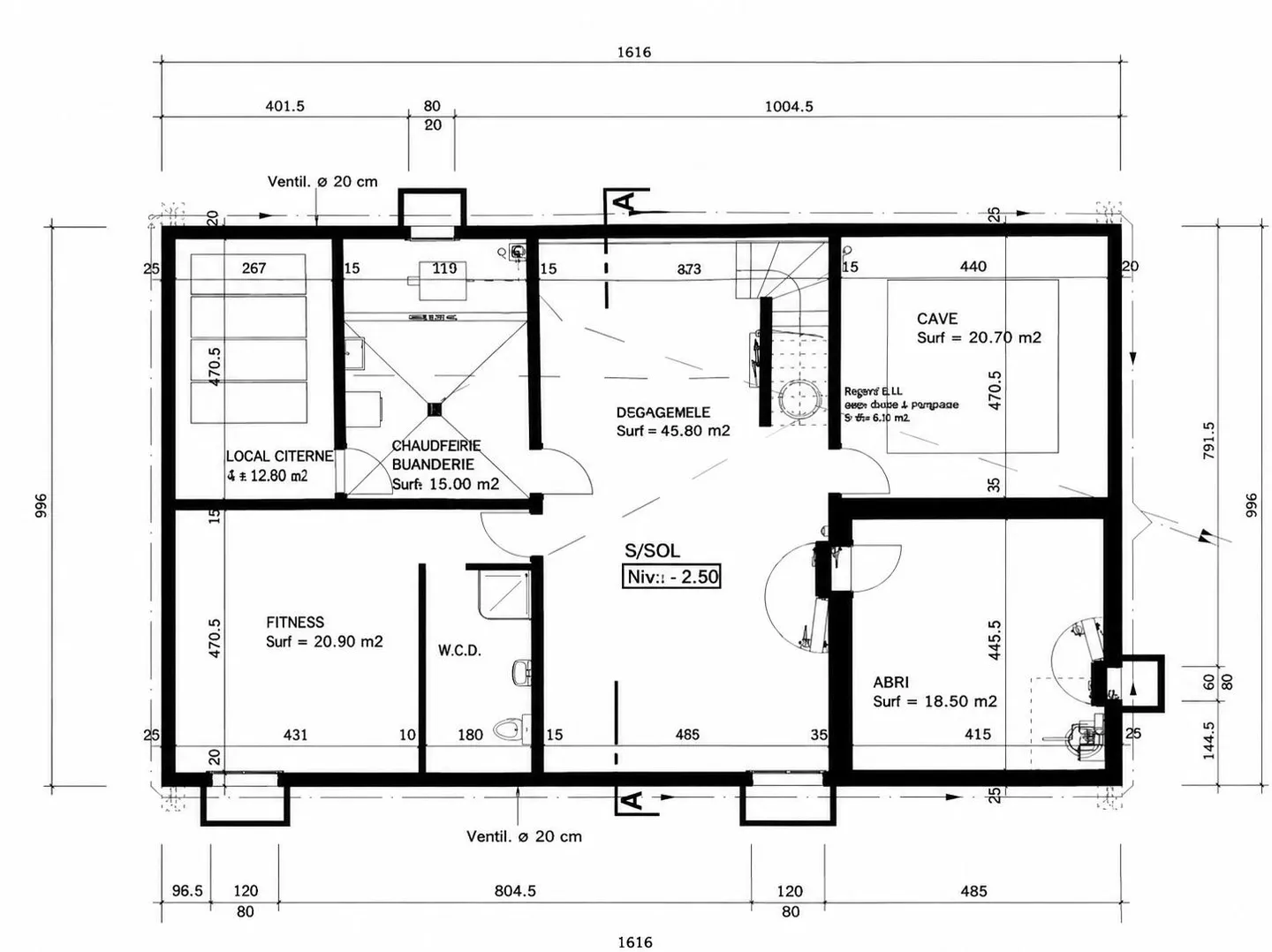 Elegant Villa with Garden - Photo 16 of 16
