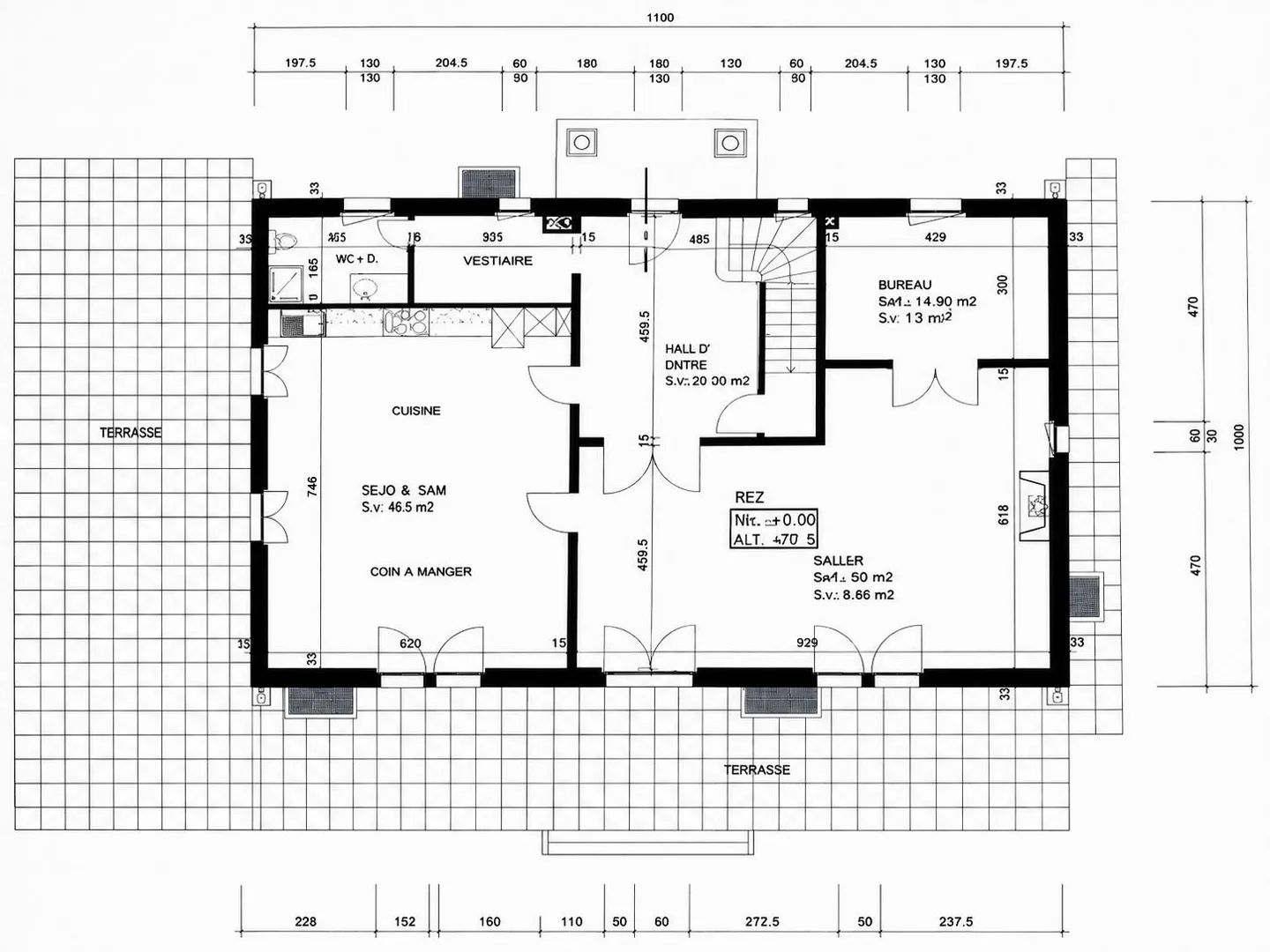 Elegant Villa with Garden - Photo 14 of 16