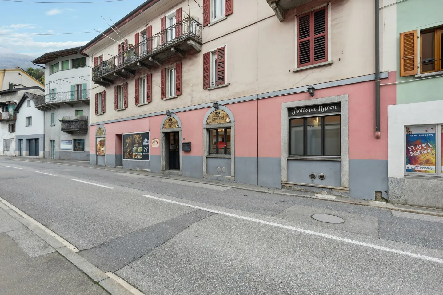 Edificio residenziale in affitto - Foto 2 di 11