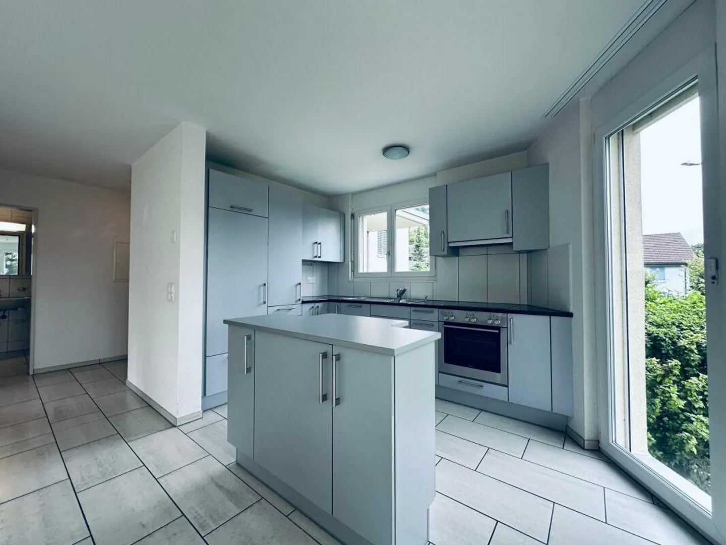 Helle Wohnung mit schöner Terrasse - Foto 1 von 10