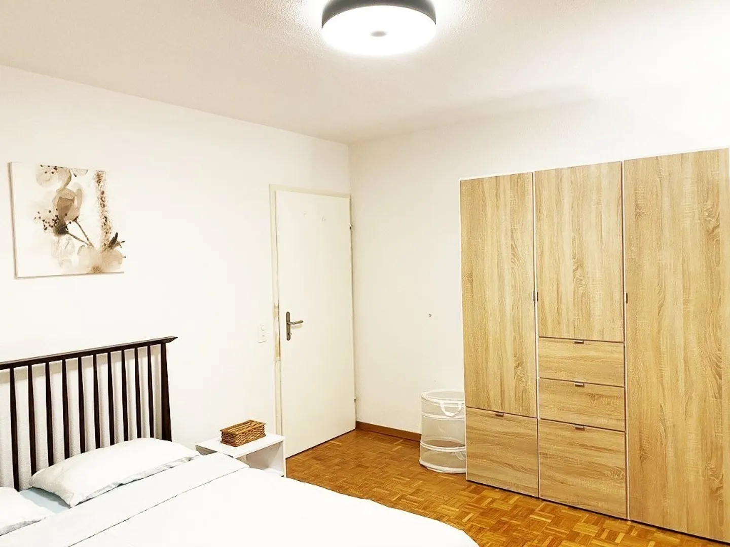 Furnished Apartment in Zurich - Photo 5 of 13