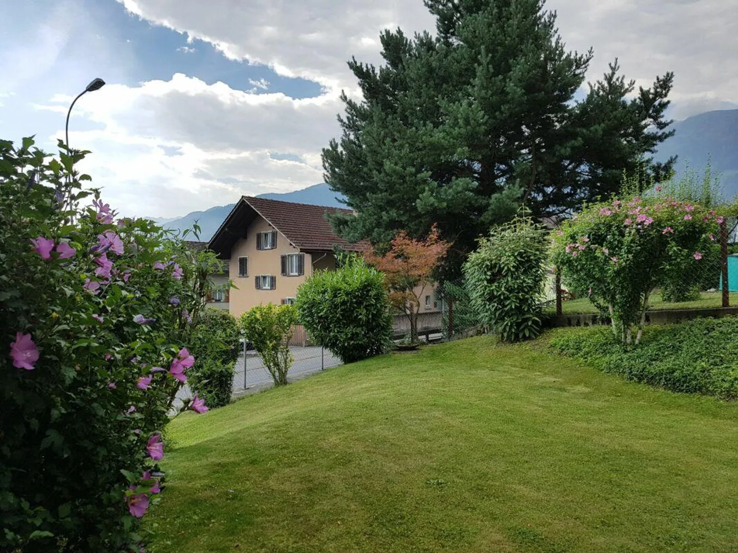 Helle Wohnung mit schöner Terrasse - Foto 8 von 10