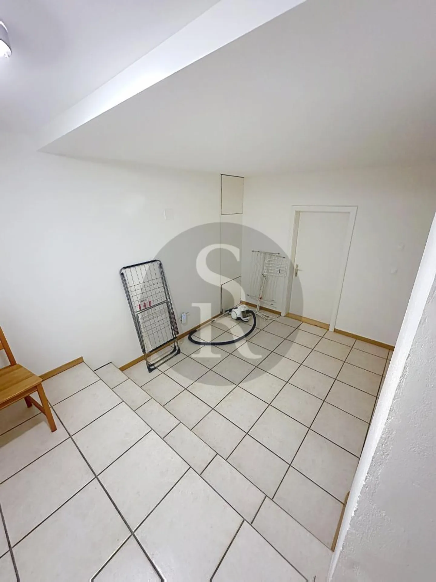 6-Zimmer-Wohnung - Foto 3 von 11