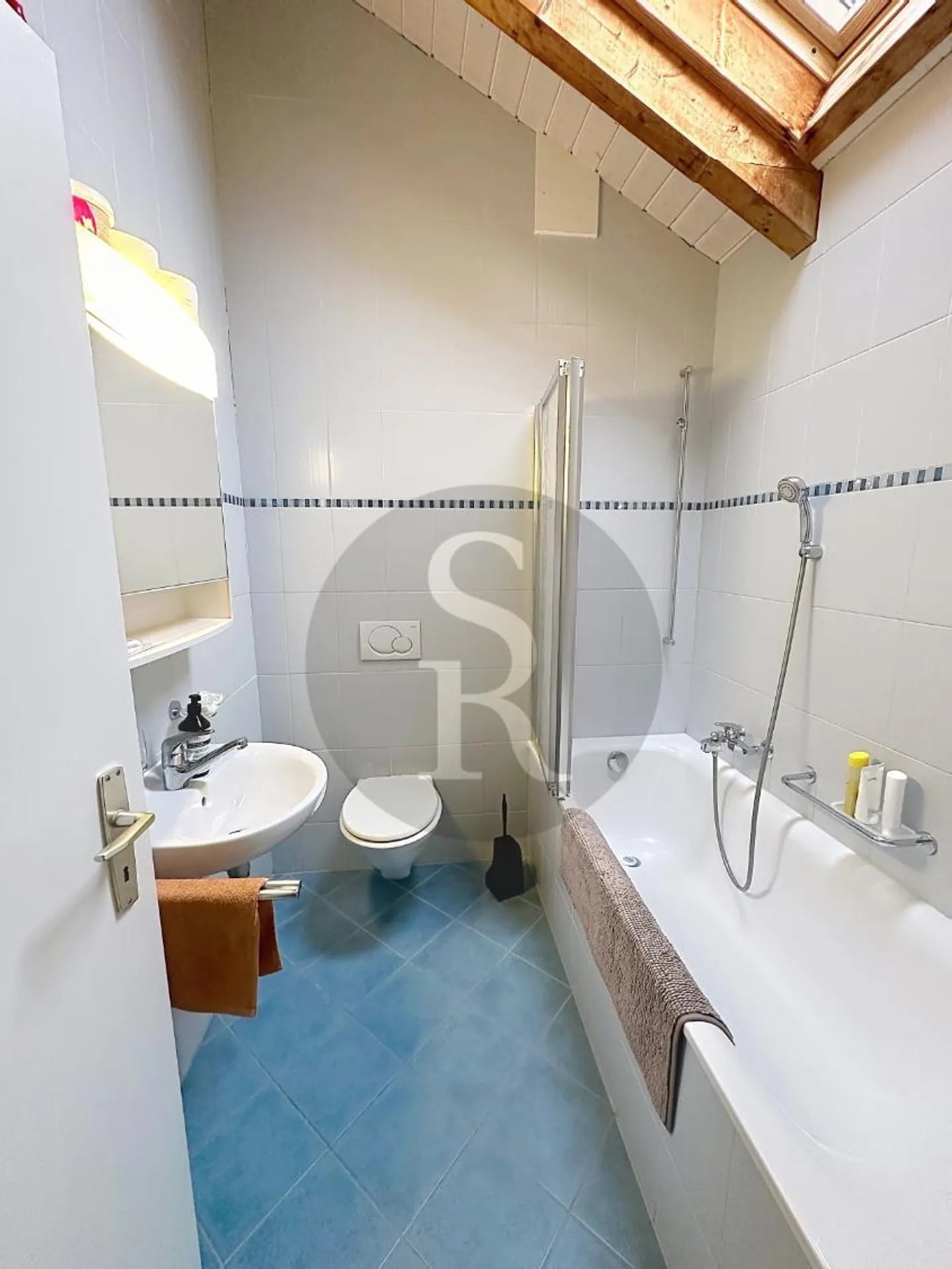 6-Zimmer-Wohnung - Foto 8 von 11