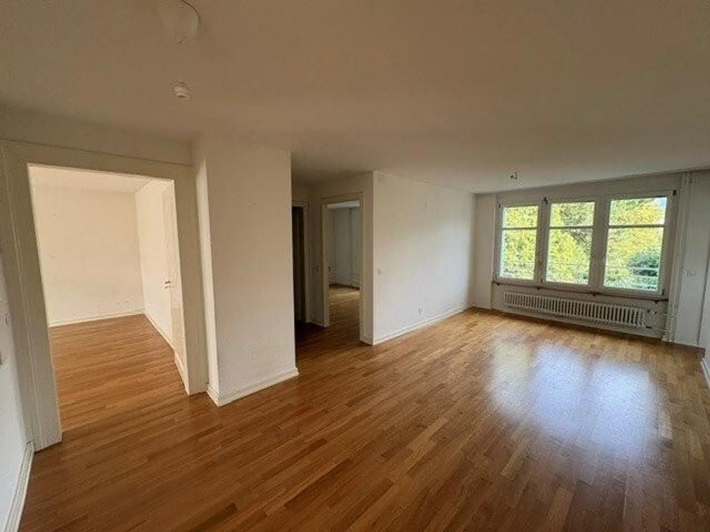 Appartement lumineux de 4 pièces au 2ème étage avec balcon - Photo 8 sur 12