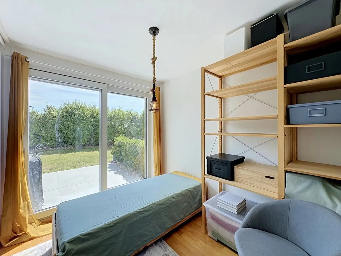 Appartamento di 2.5 locali con veranda e giardino privato a Saint-Sulpice - Foto 4 di 9