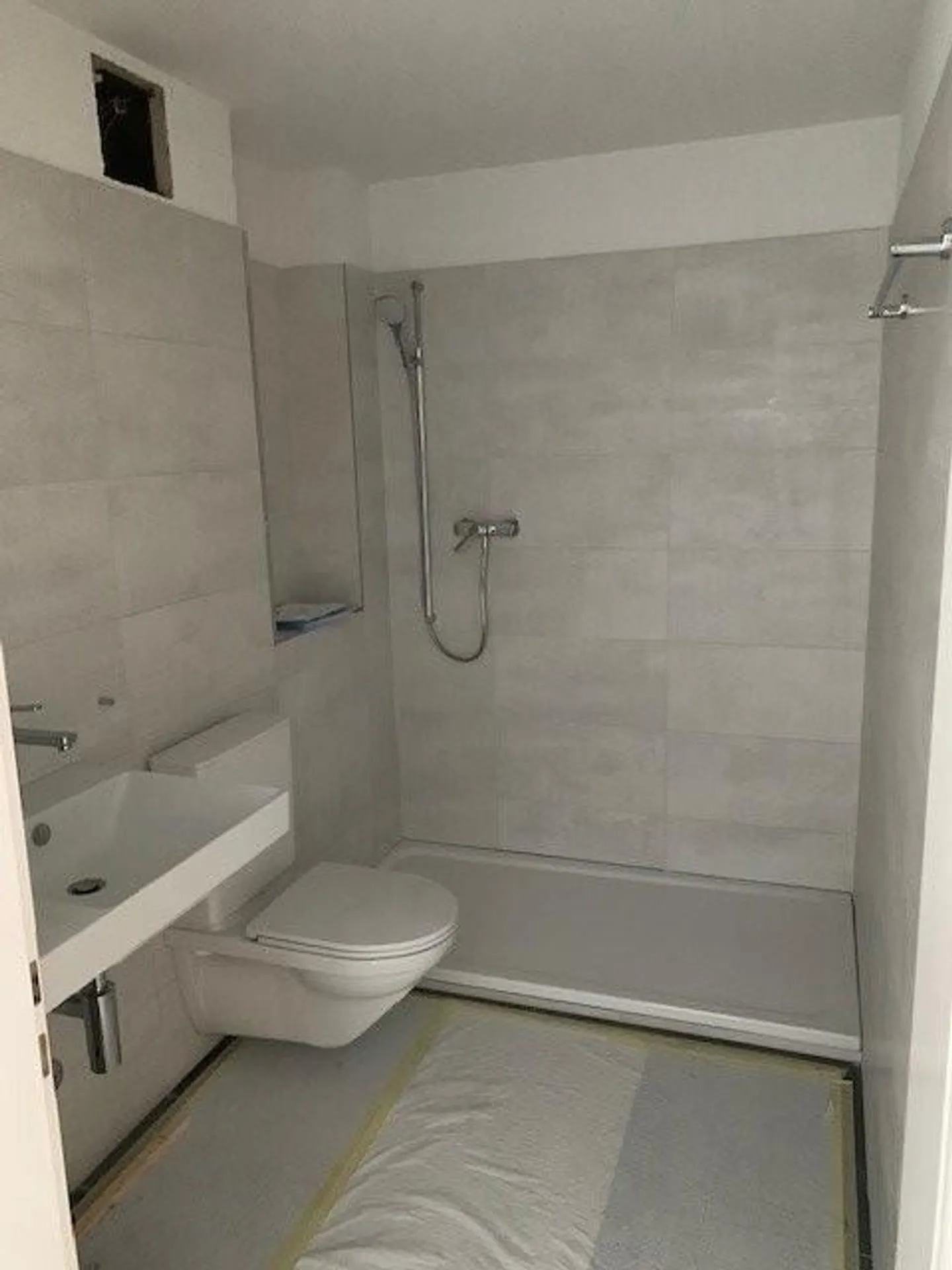 Appartement lumineux de 4 pièces au 2ème étage avec balcon - Photo 12 sur 12