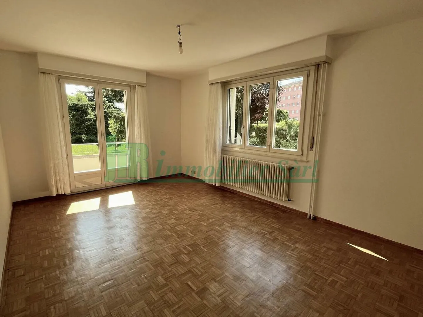 4.5-room apartment in the heart of Ecublens - Photo 4 of 14