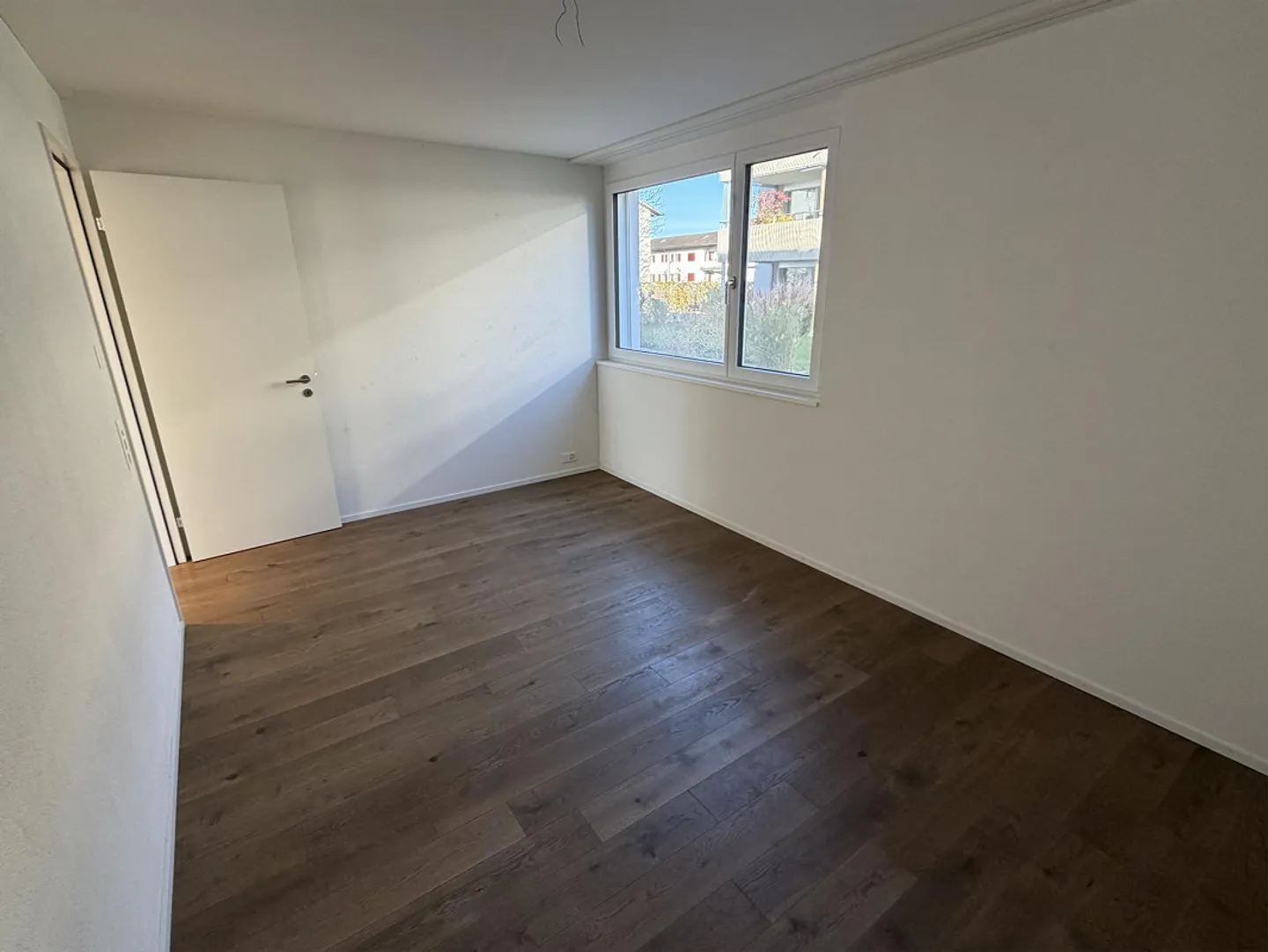 Vivere in modo tranquillo e soleggiato, adiacente alla zona agricola! - Foto 15 di 30