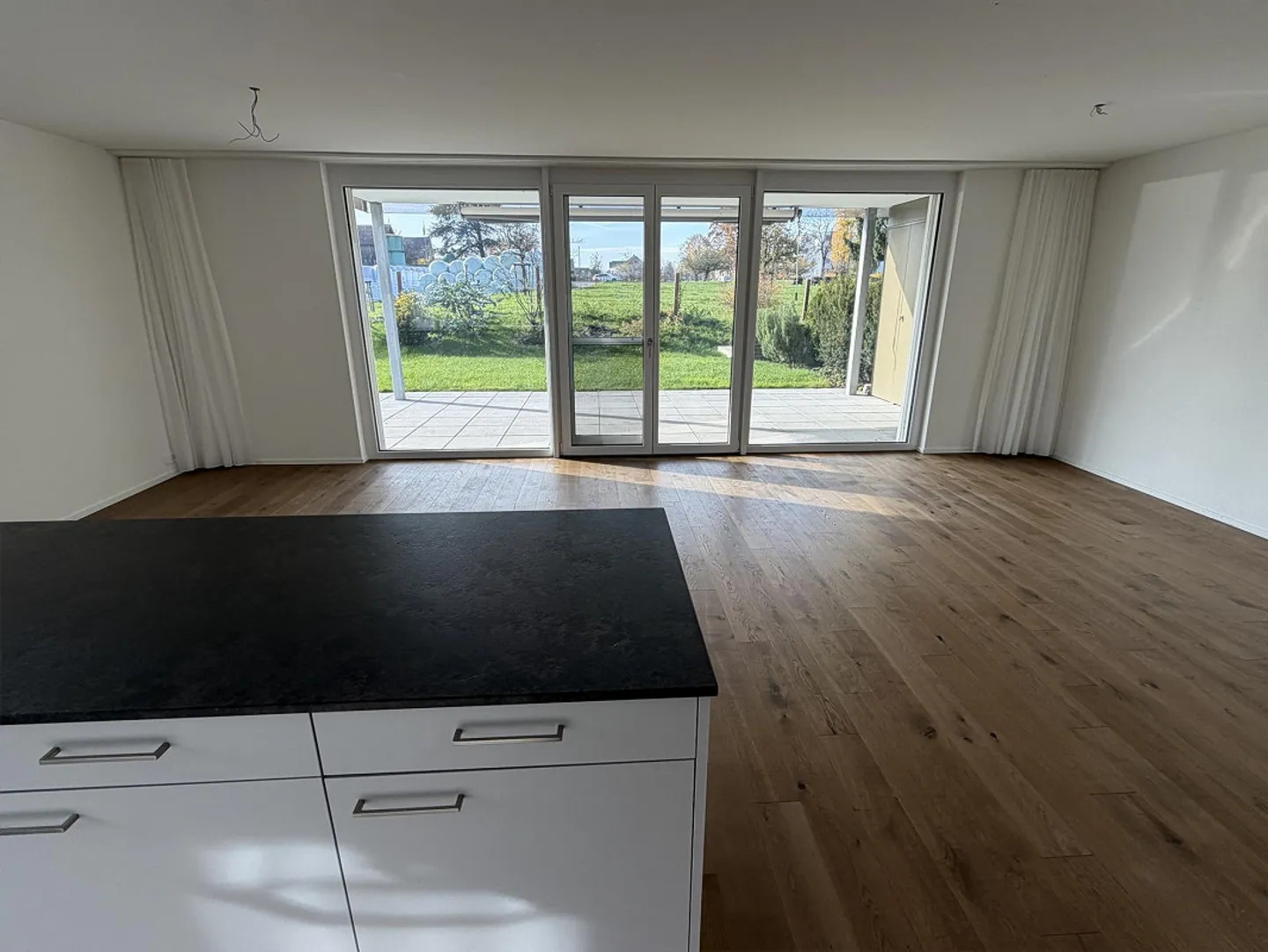 Vivere in modo tranquillo e soleggiato, adiacente alla zona agricola! - Foto 18 di 30