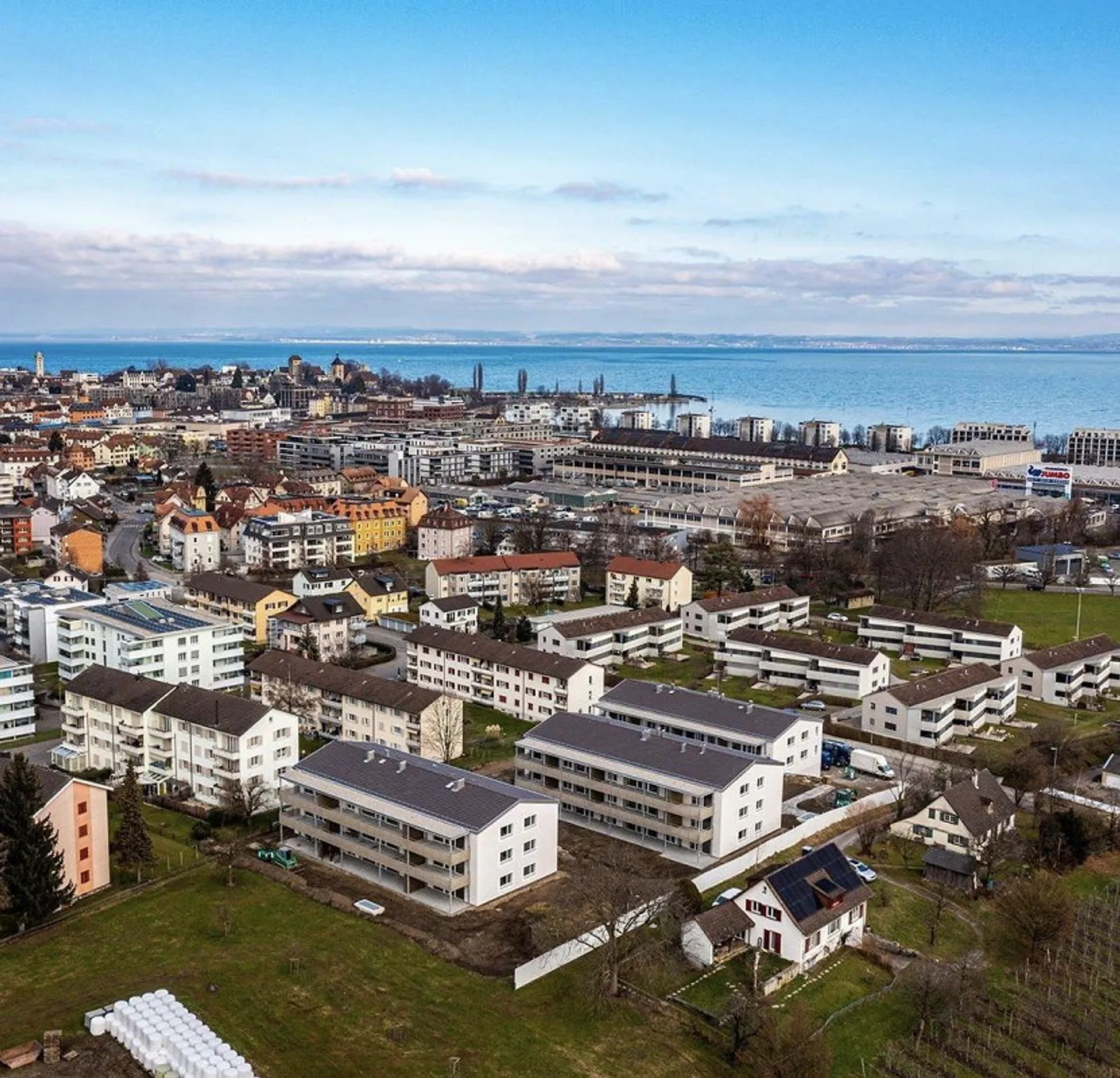 Vivere in modo tranquillo e soleggiato, adiacente alla zona agricola! - Foto 28 di 30