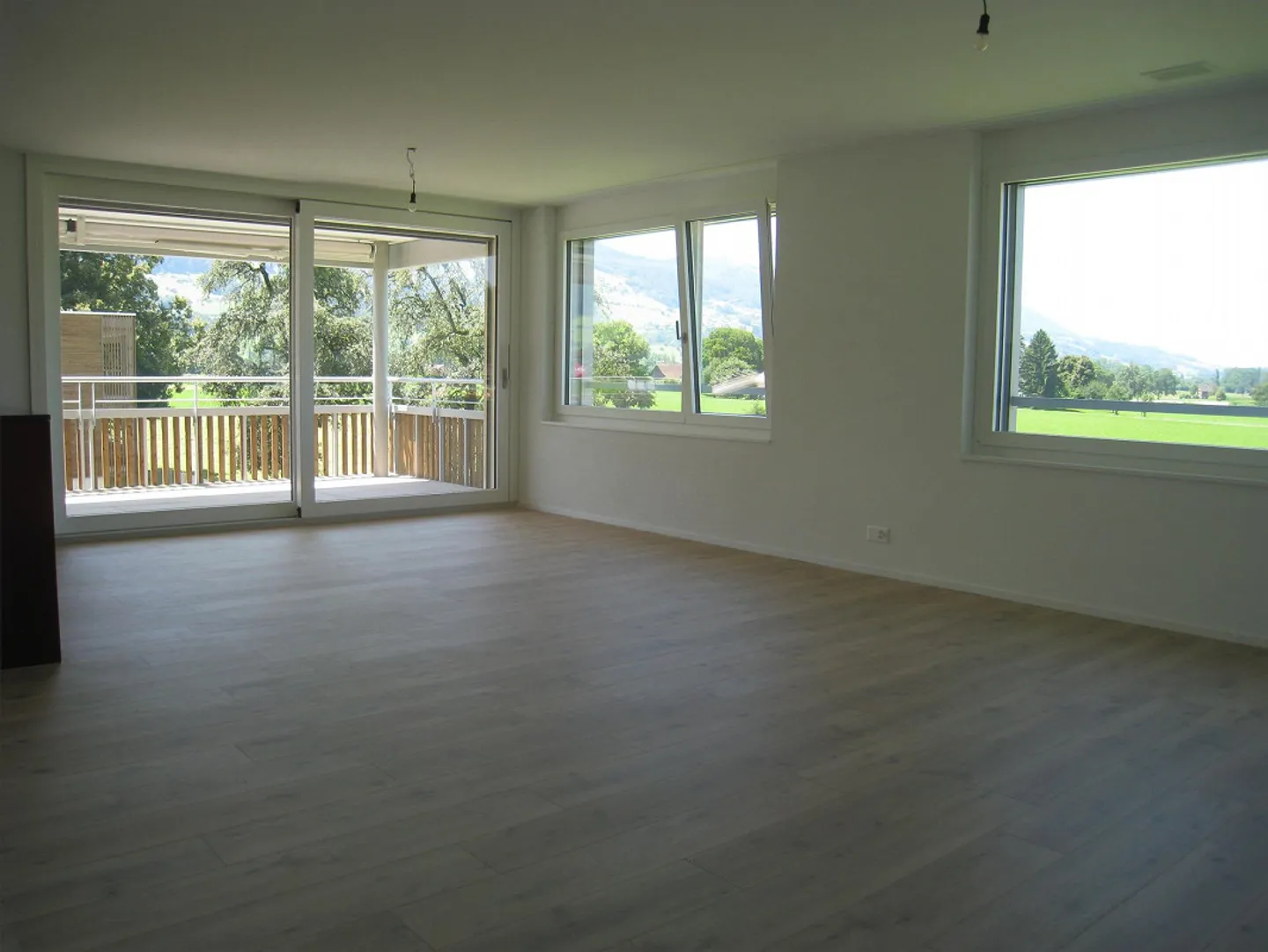 Appartement 4,5 pièces - Photo 1 sur 27