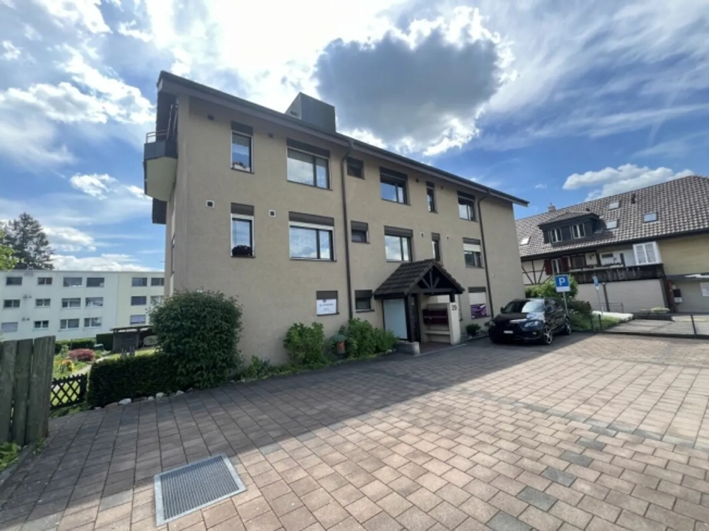 Apartment for sale - Photo 1 of 10