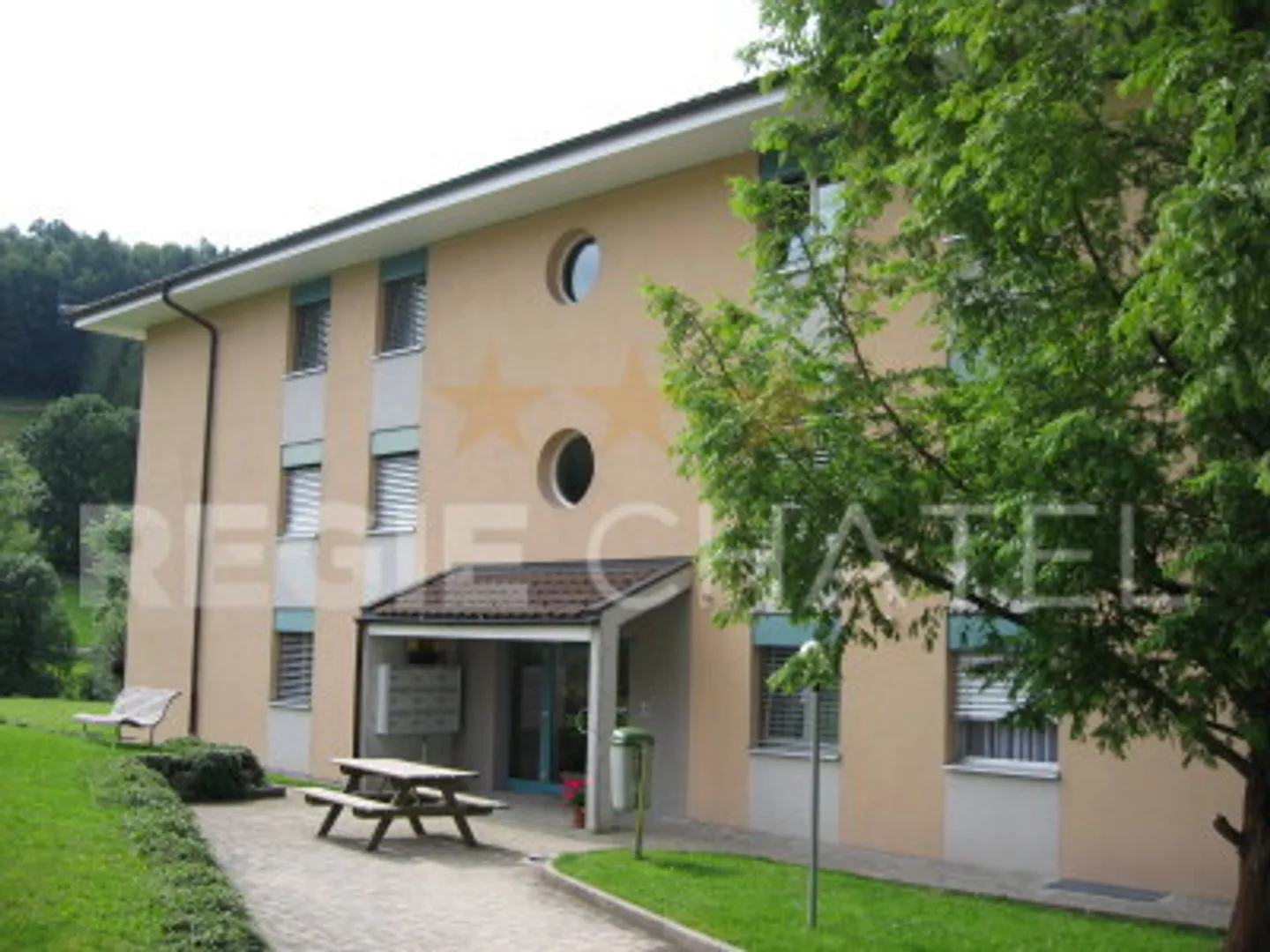 3-Zimmer-Wohnung im 1. Stock - Foto 1 von 2