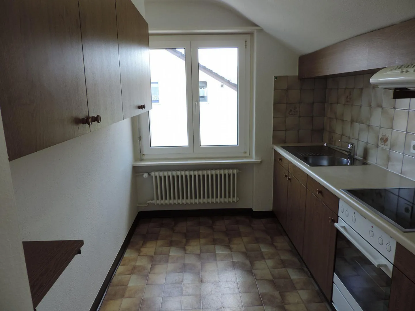 Charmante appartement de 3 pièces dans les combles - Photo 6 sur 9