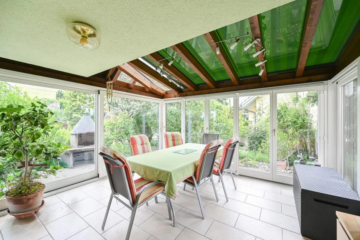 Charmantes Familienhaus mit Garten - Foto 4 von 7