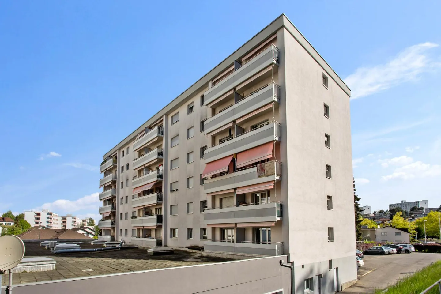 Appartement trois pièces au premier étage - Photo 1 sur 7