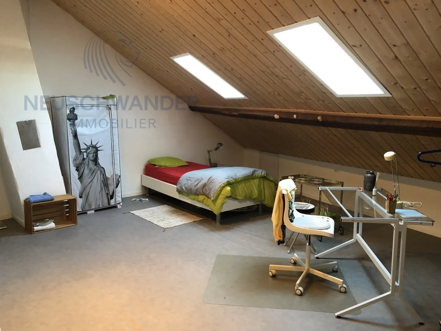 Studio for rent - Photo 2 of 5