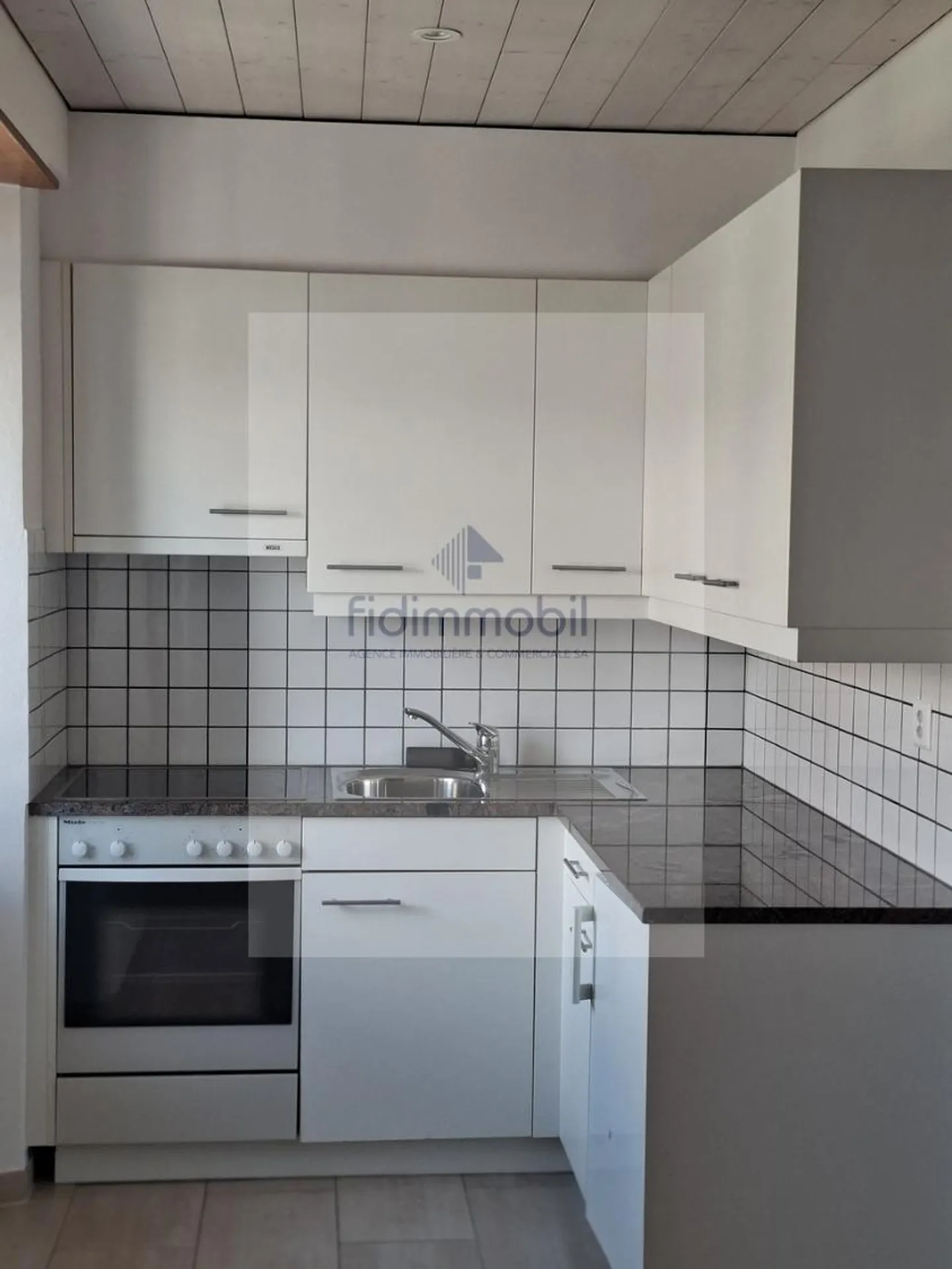 Charmant Studio à La Chaux-de-Fonds - Photo 2 sur 5