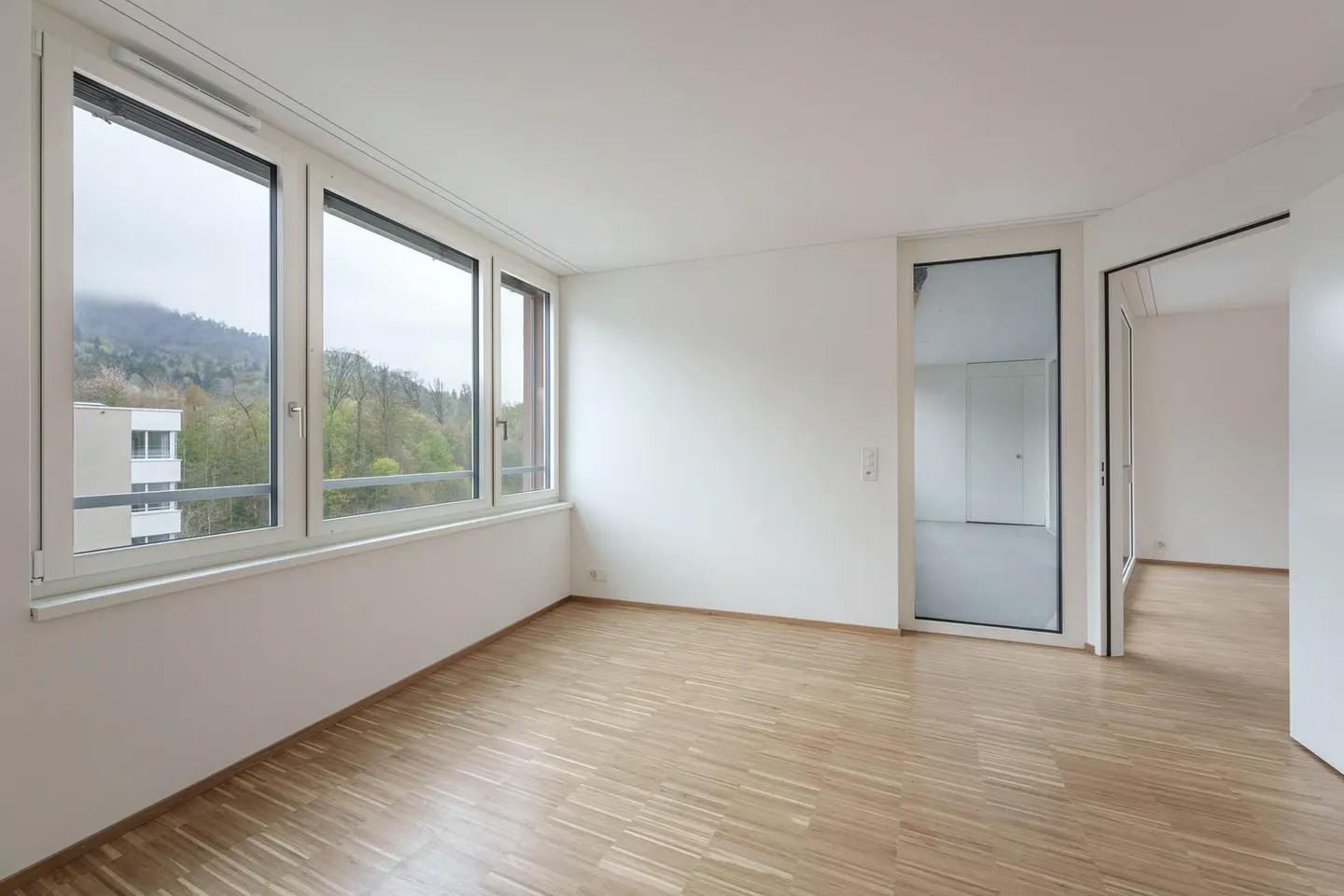 Modernes Familienapartment in Zürich - Foto 4 von 8