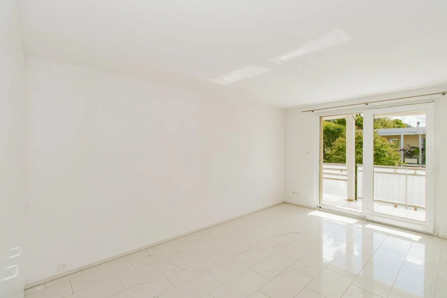 Appartement en attique de 5,5 pièces avec vue sur le lac de Constance - Photo 8 sur 15