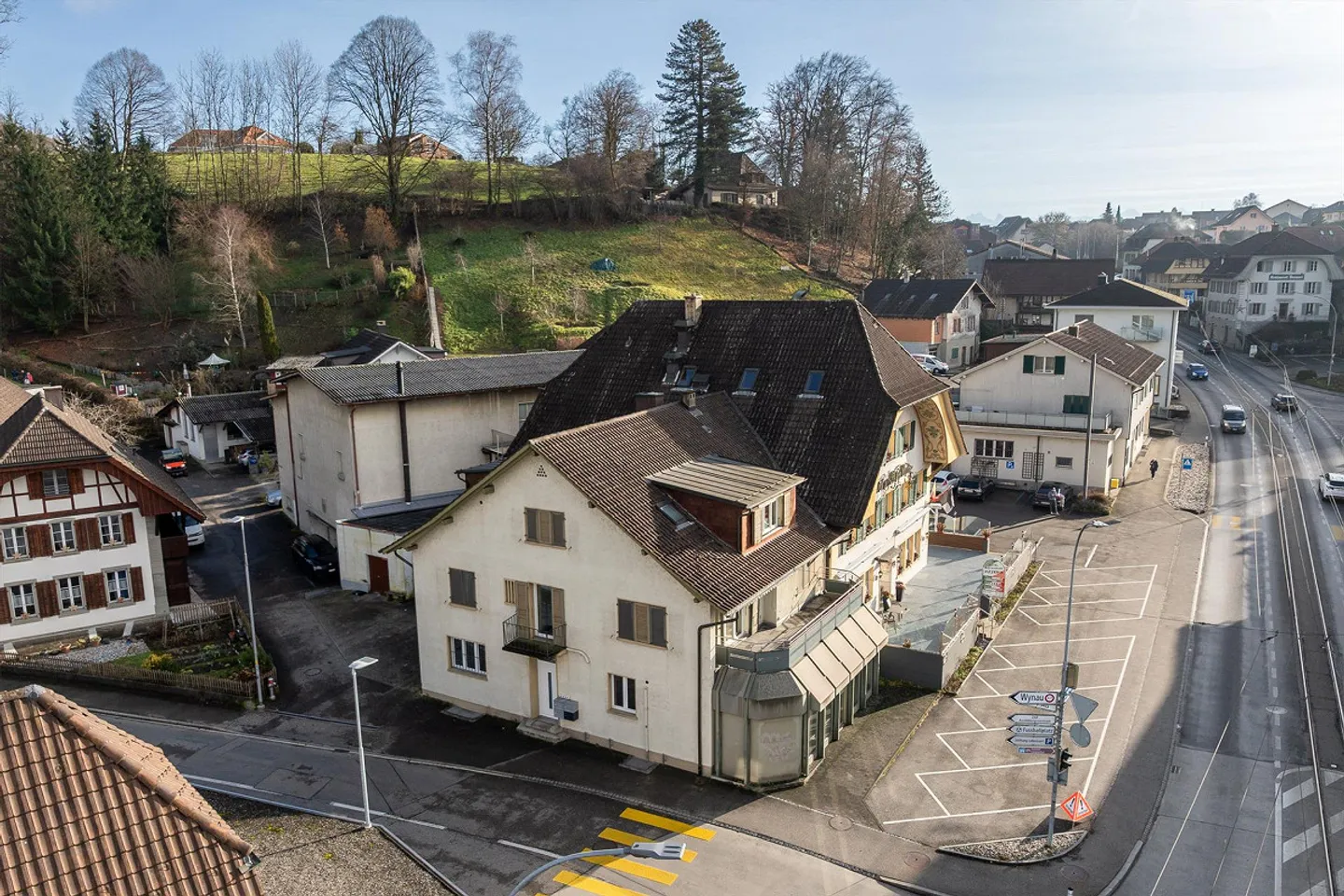 Charmante appartement 4 pièces avec grande terrasse au cœur d'Aarwangen - Photo 2 sur 6