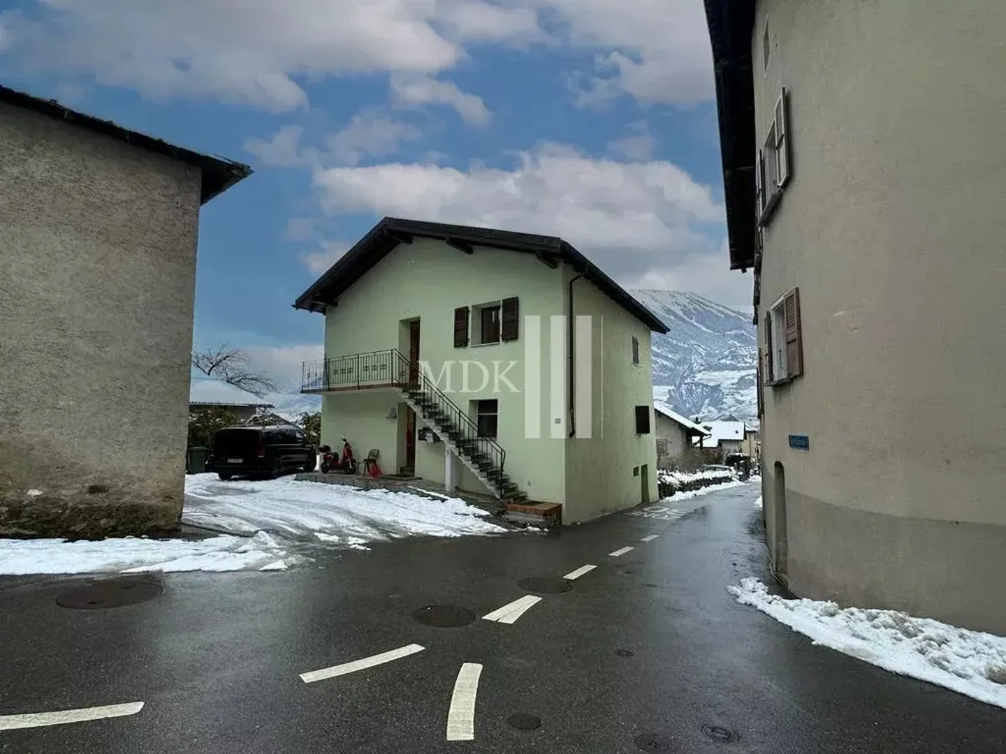 Ideale per investitori: casa con due appartamenti - Foto 1 di 13
