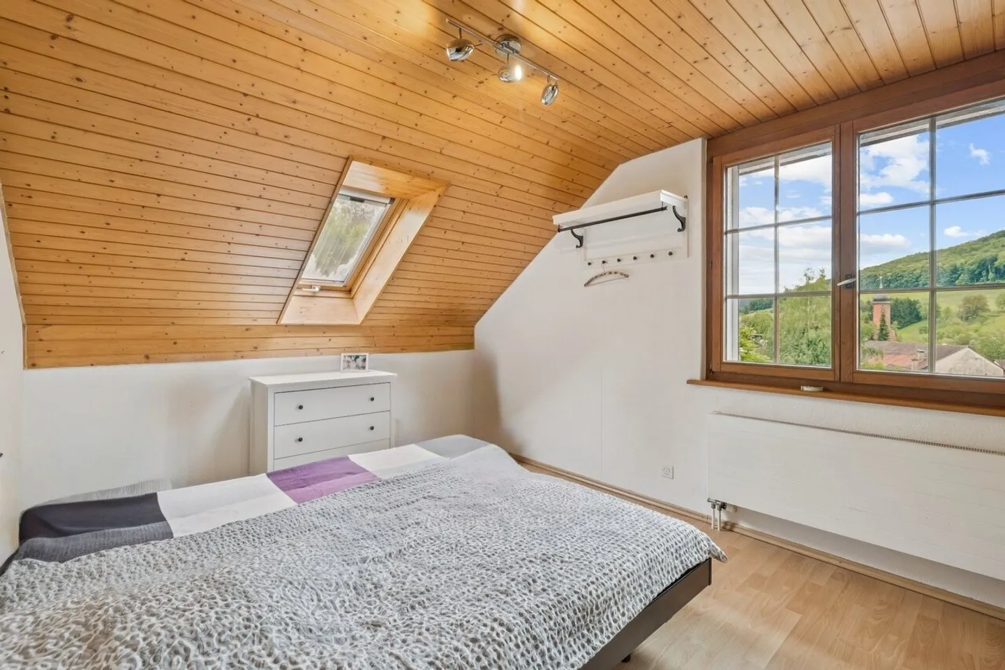 Exclusive single-family house with beautiful views - Photo 3 of 6