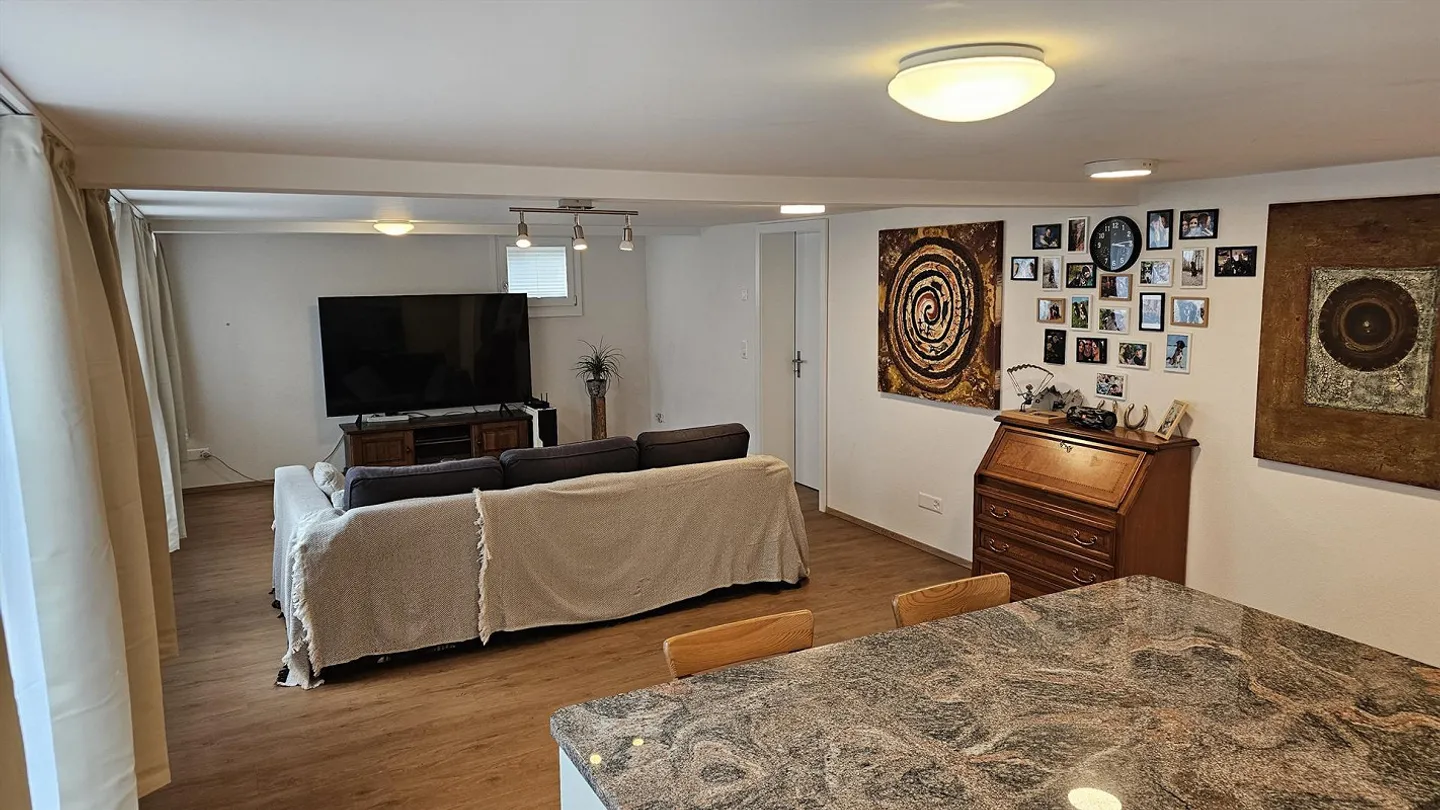 Suche Nacharbeit für Wohnung in Meiringen - Foto 4 von 14