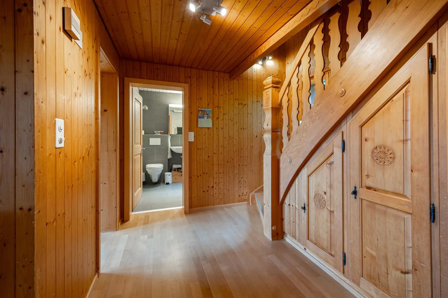 Vivere nel verde - Incantevole casa unifamiliare con area boschiva privata - Foto 26 di 30