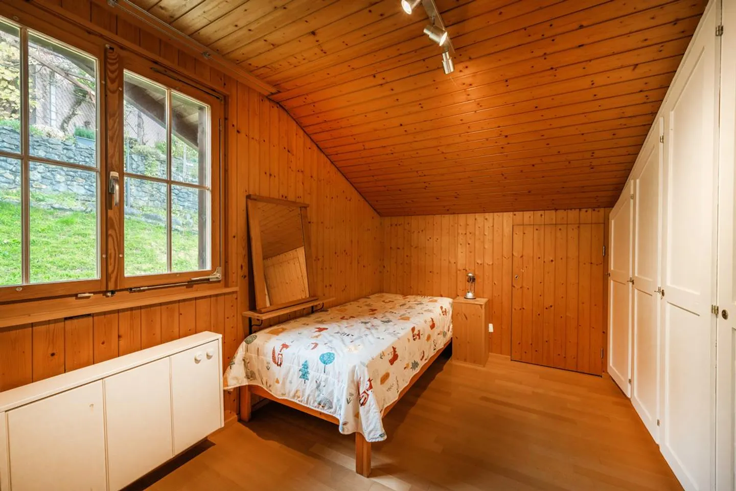 Vivere nel verde - Incantevole casa unifamiliare con area boschiva privata - Foto 27 di 30