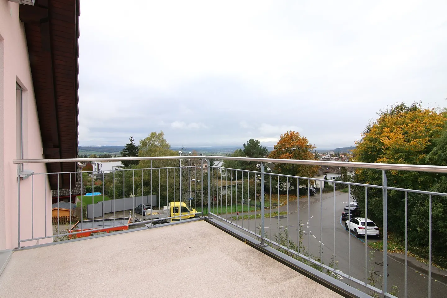 Charmant penthouse 4 pièces - Photo 10 sur 12