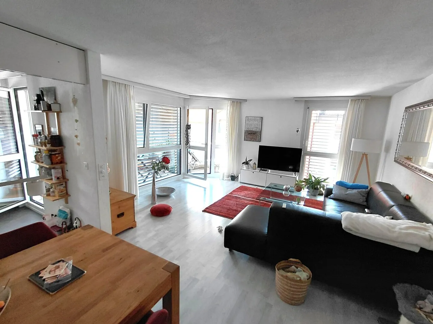 Appartamento Incantevole con Balcone - Foto 4 di 6