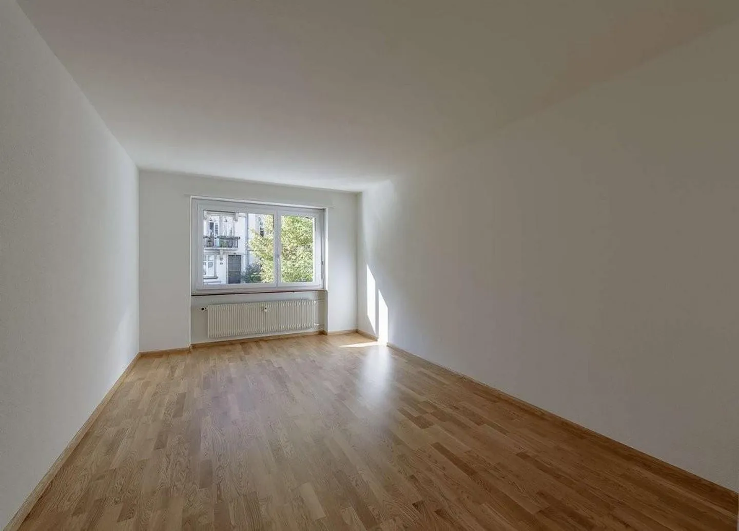 Appartamento 3 locali in posizione tranquilla vicino a Allschwilerplatz - Foto 2 di 6