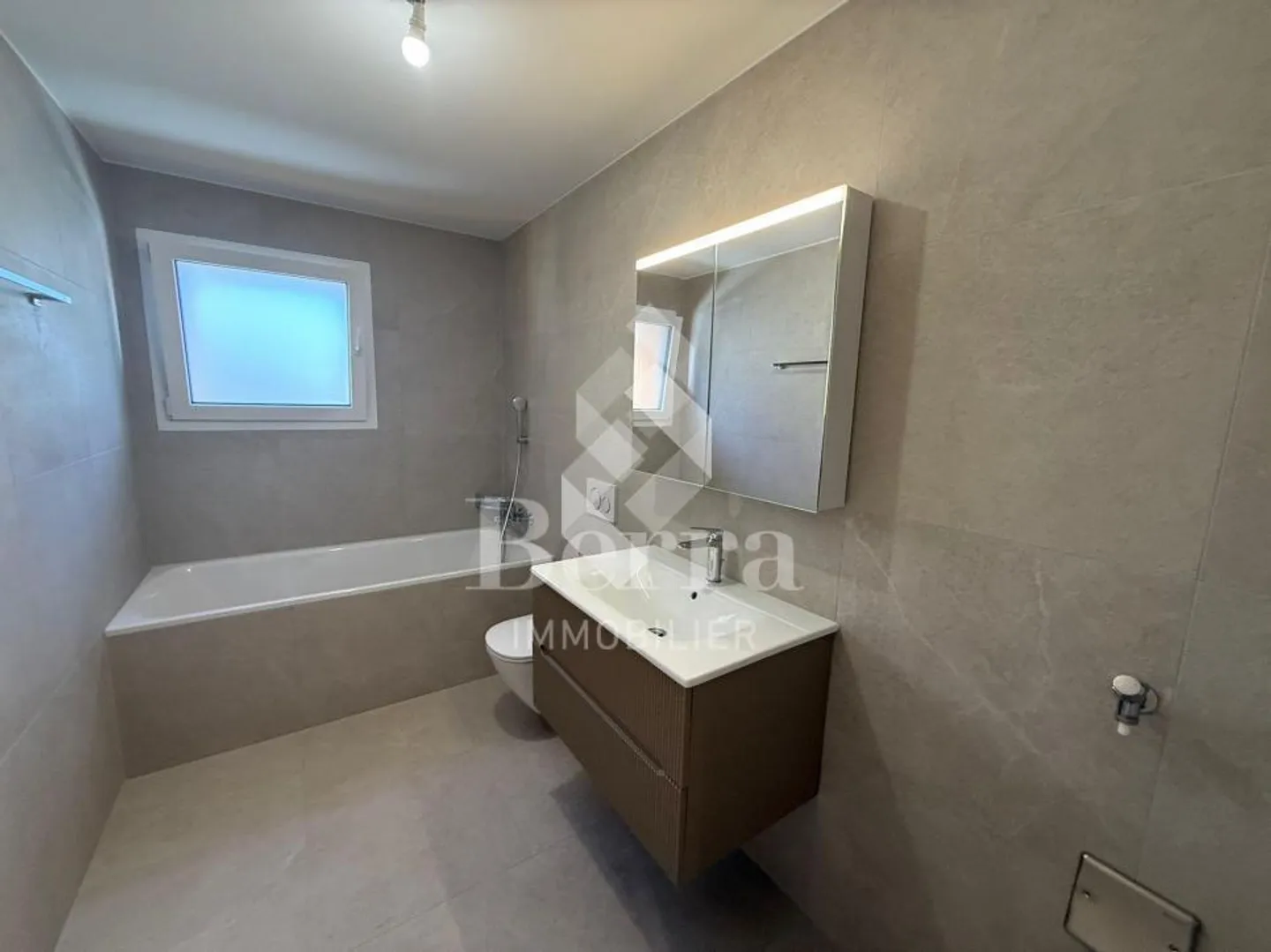 Dans un nouveau PPE, beau jardin au rez-de-chaussée - Photo 12 sur 13