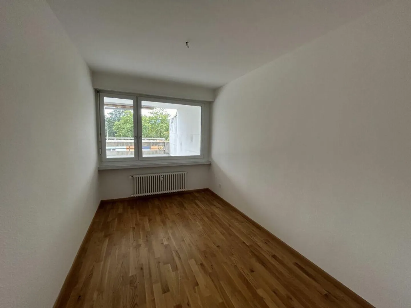 5-room penthouse apartment with large roof terrace - Photo 6 of 8