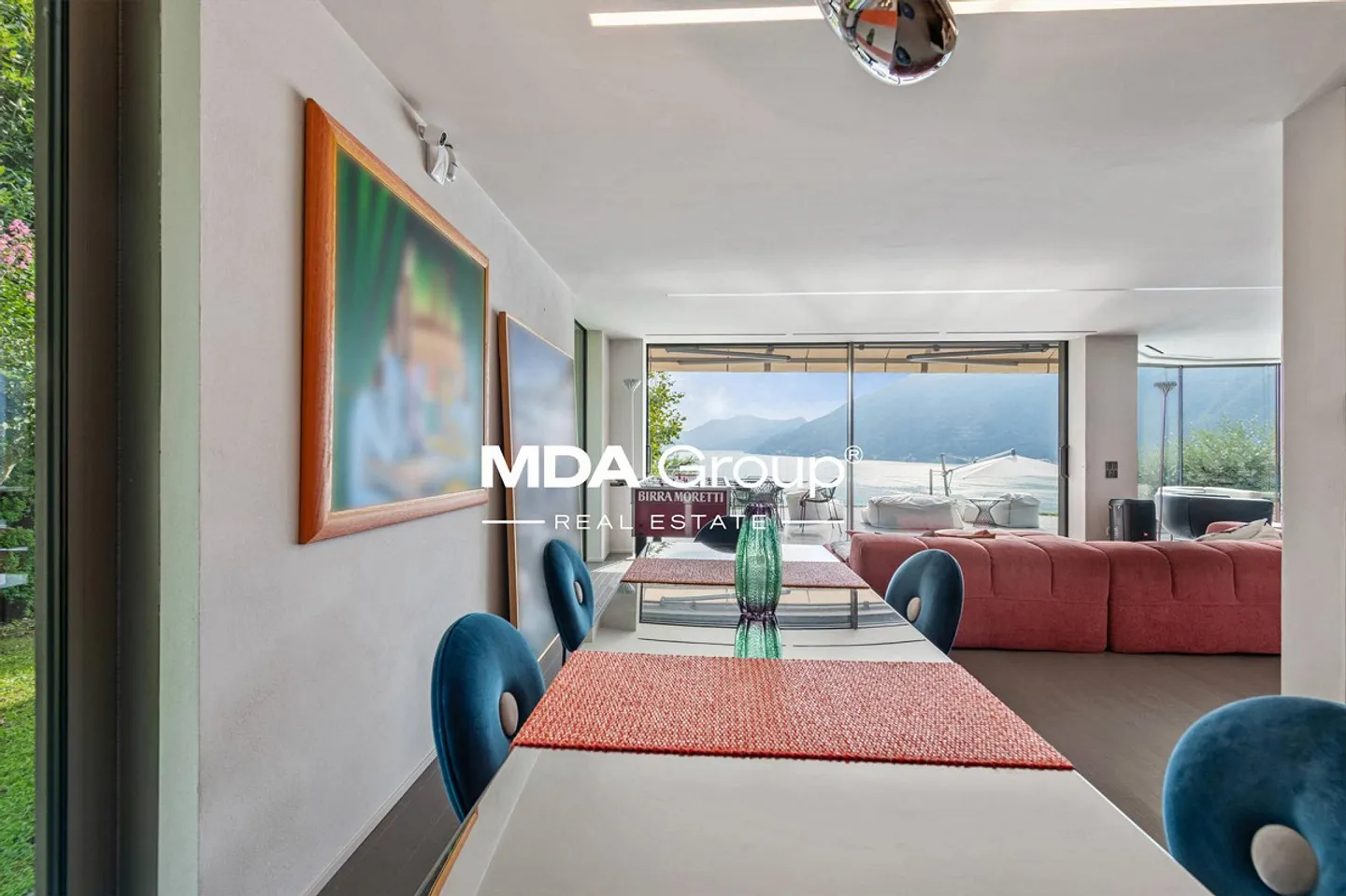 Villa di Lusso con Vista Lago - Foto 6 di 13