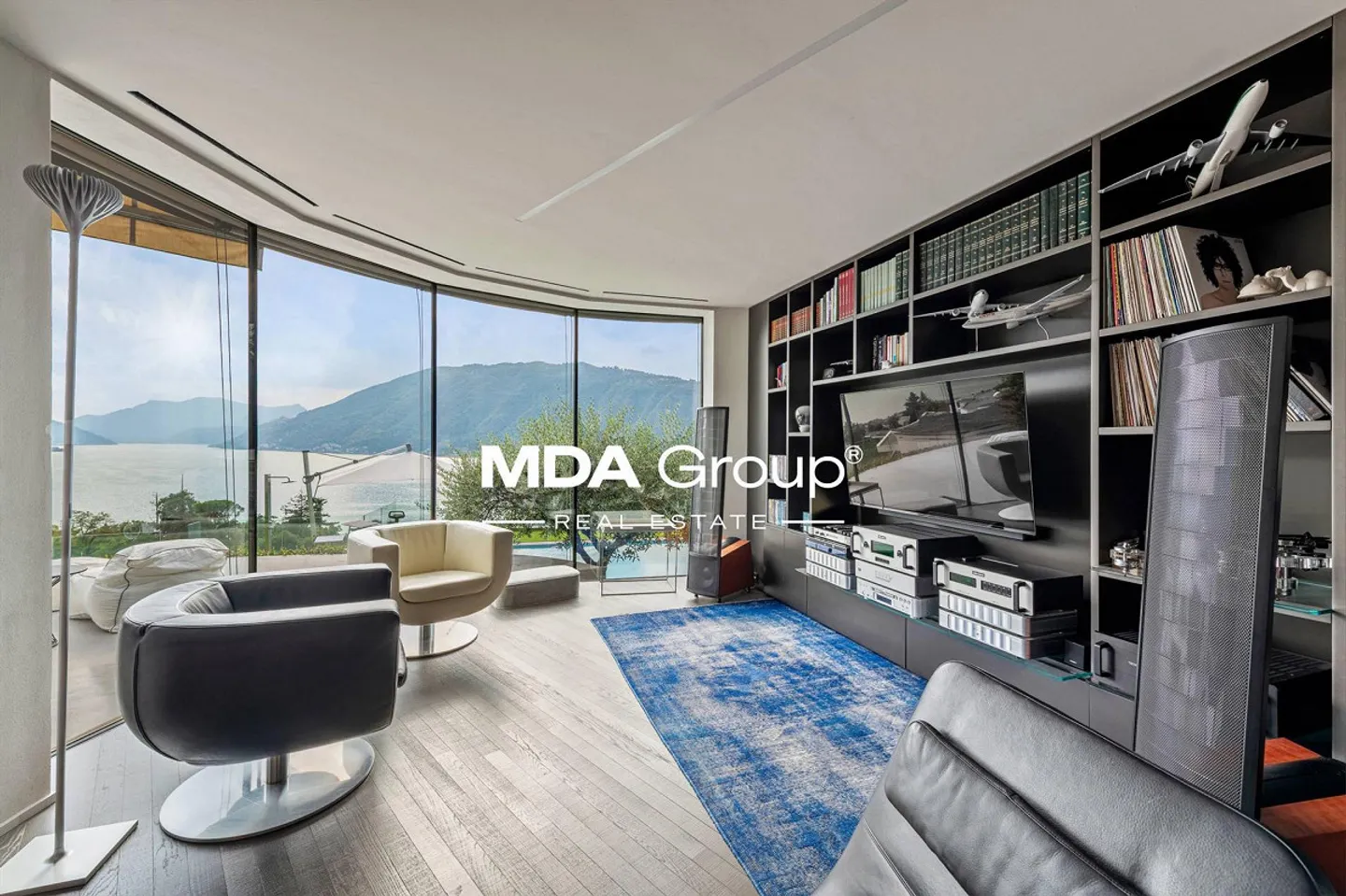 Villa di Lusso con Vista Lago - Foto 10 di 13