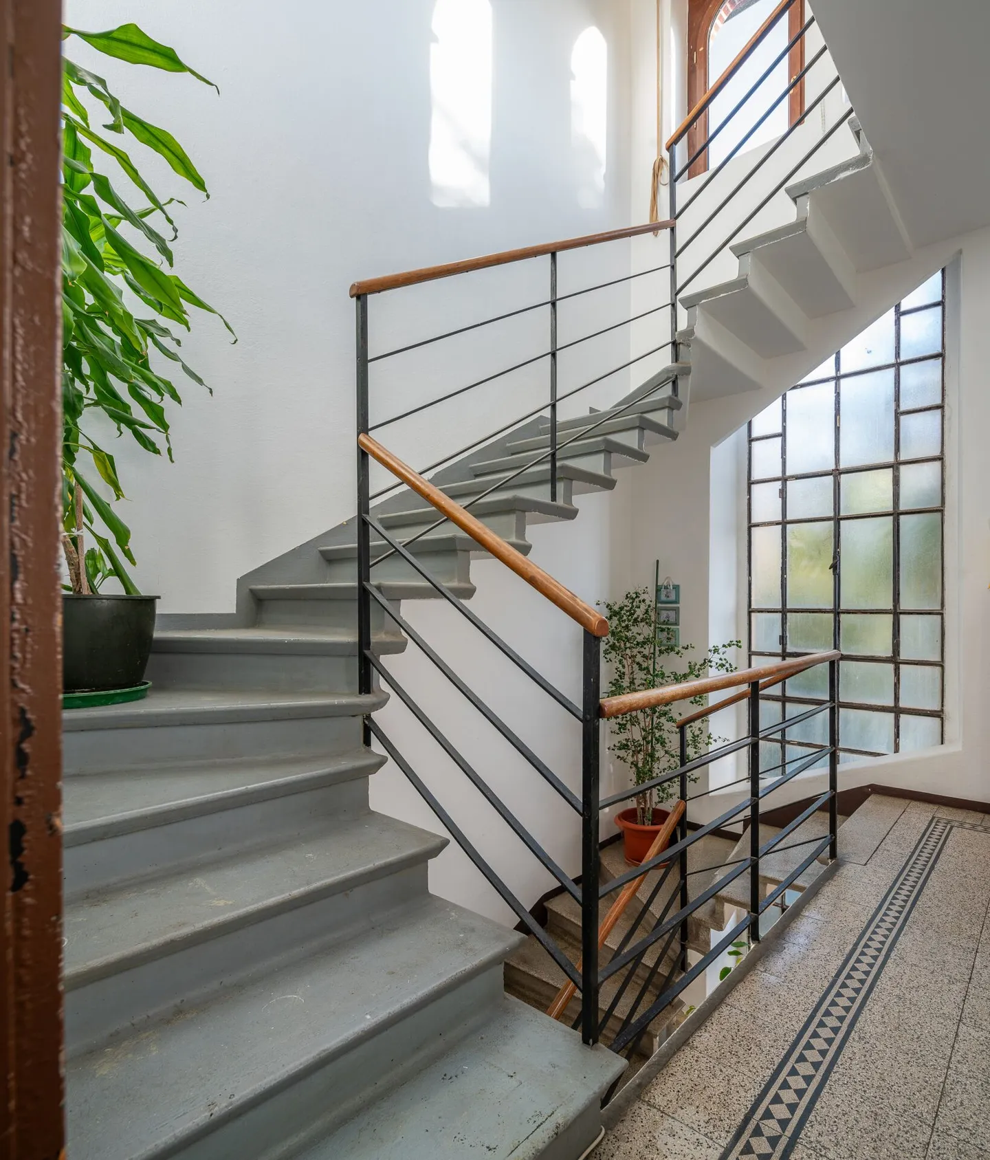 Mendrisio - Belle propriété de villa avec terrain à bâtir - Photo 7 sur 12