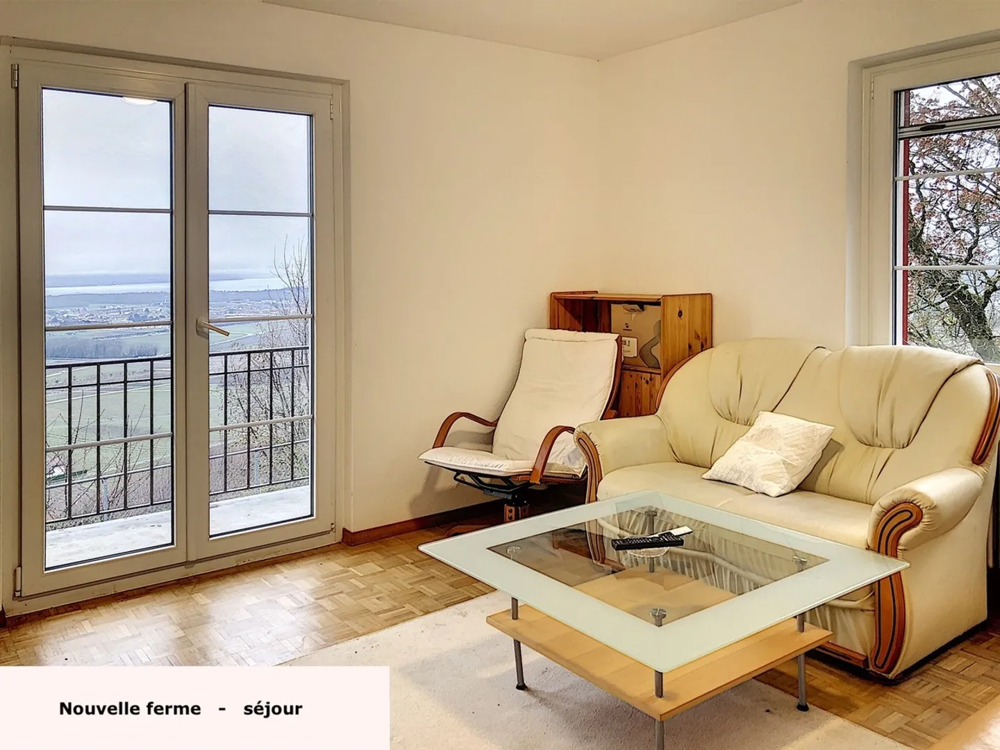 1184 Luins - Weinbaugebiet mit Wald, atemberaubender Seeblick - Foto 8 von 13