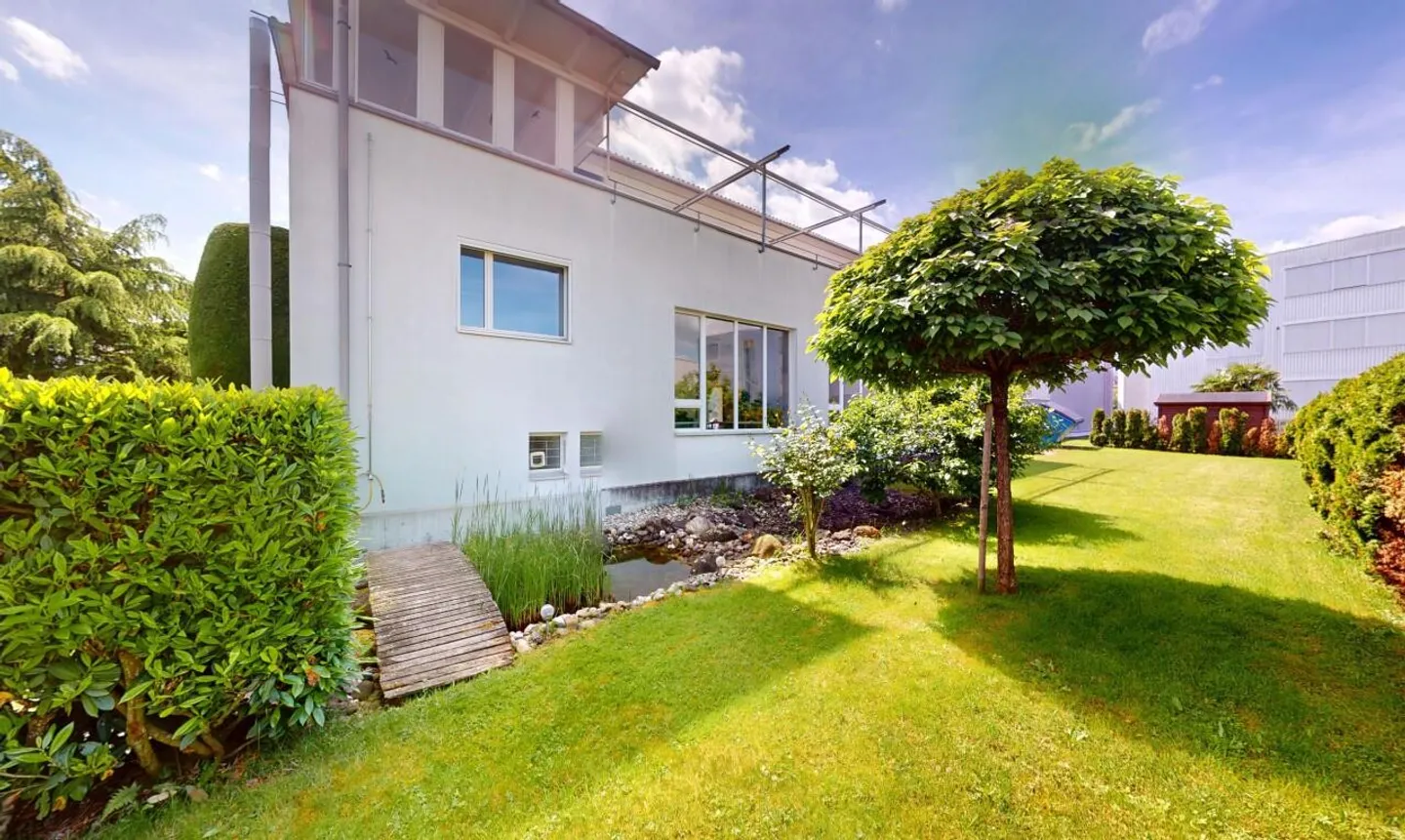 Bâtiment résidentiel et commercial attrayant avec appartement élégant - Photo 10 sur 13