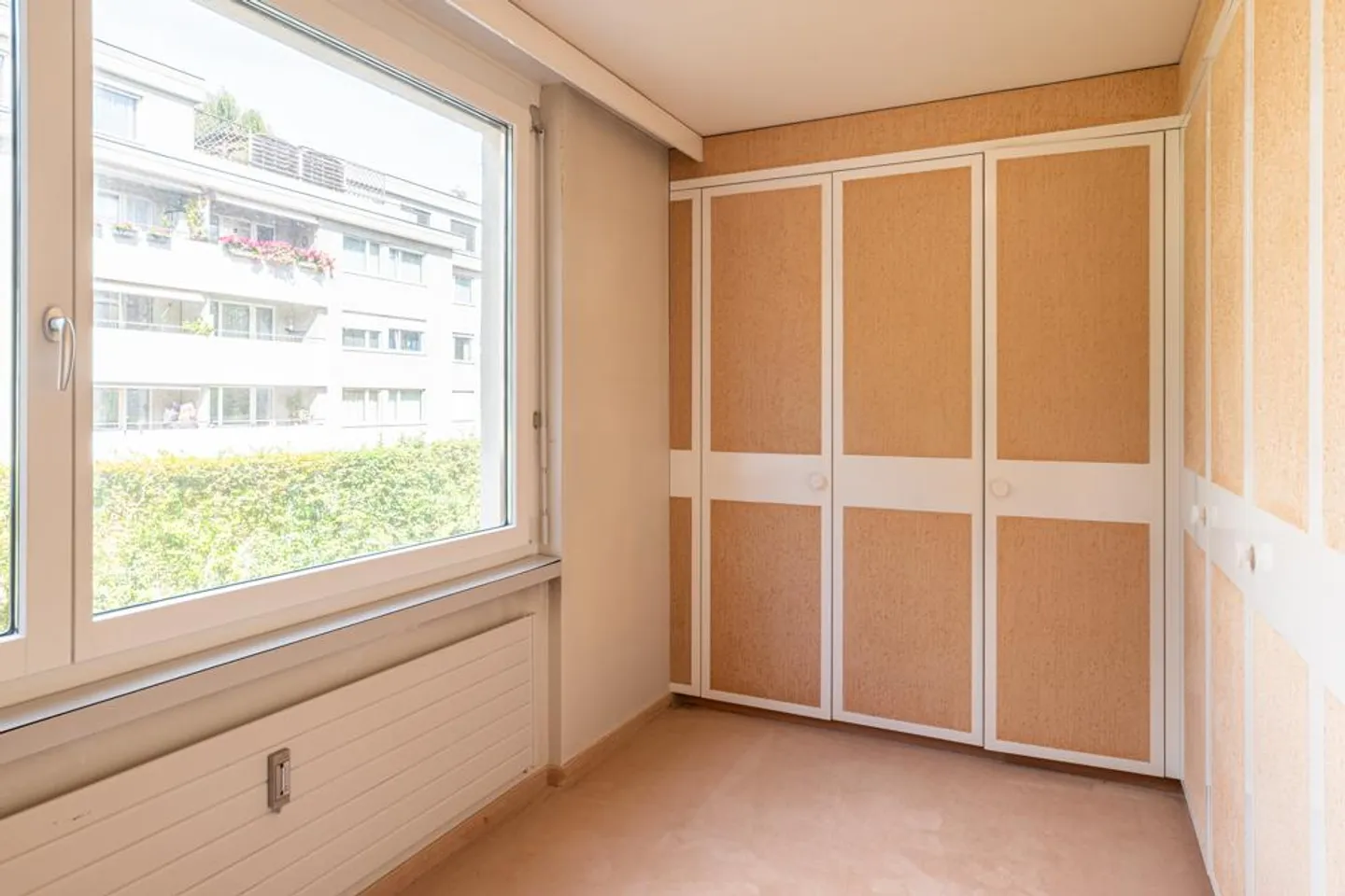 Timeless living quality in an ideal location - Photo 9 of 16