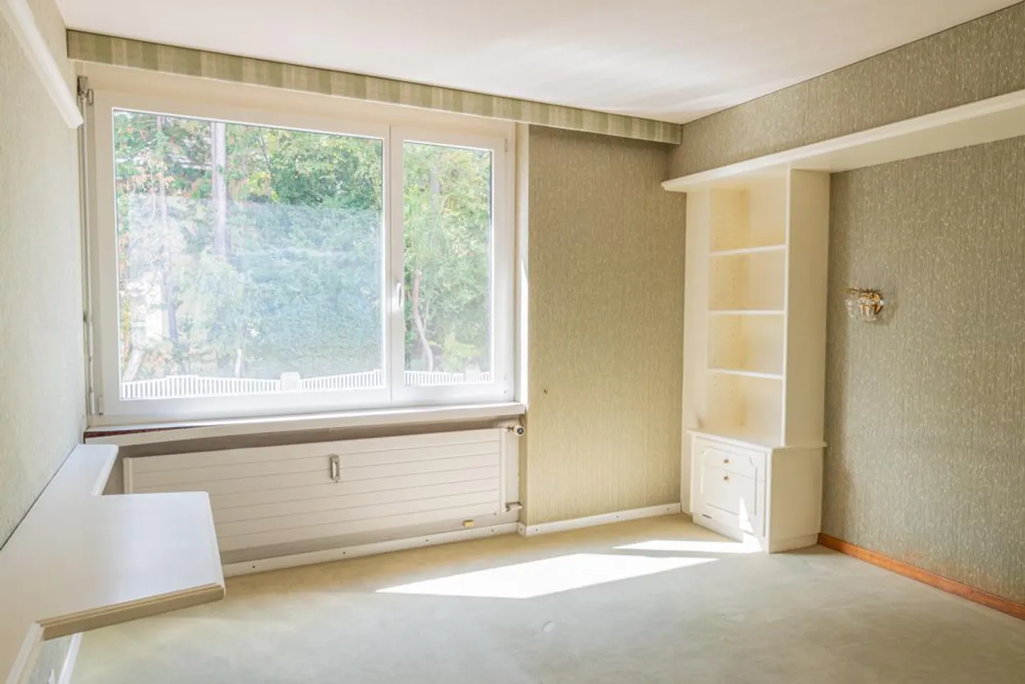 Timeless living quality in an ideal location - Photo 11 of 16