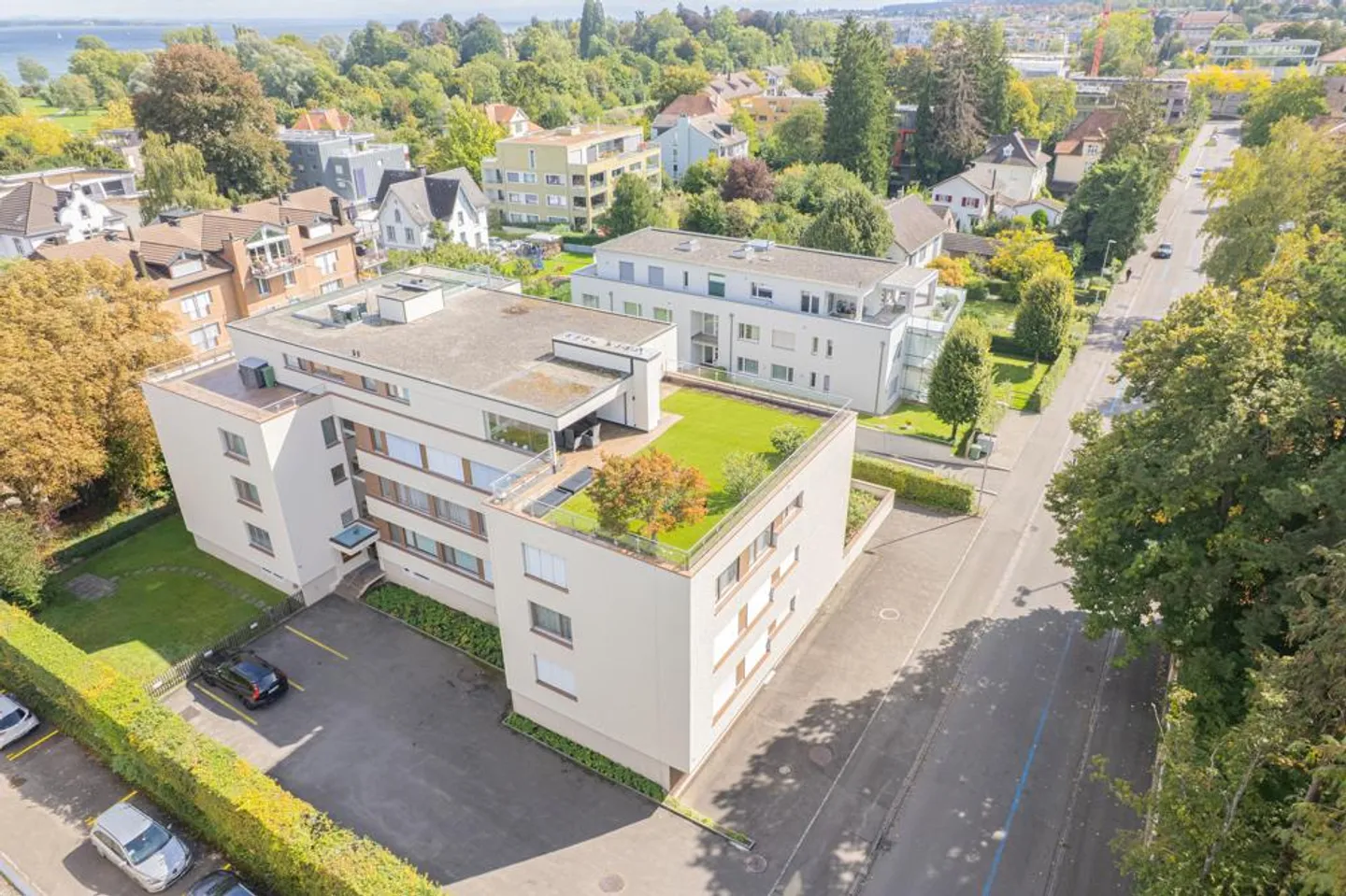 Timeless living quality in an ideal location - Photo 13 of 16