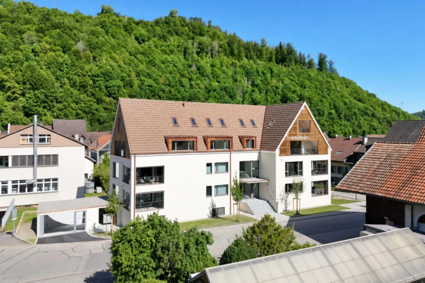 Living in the Village - New 3.5-Room Maisonette Apartment - Photo 1 of 15