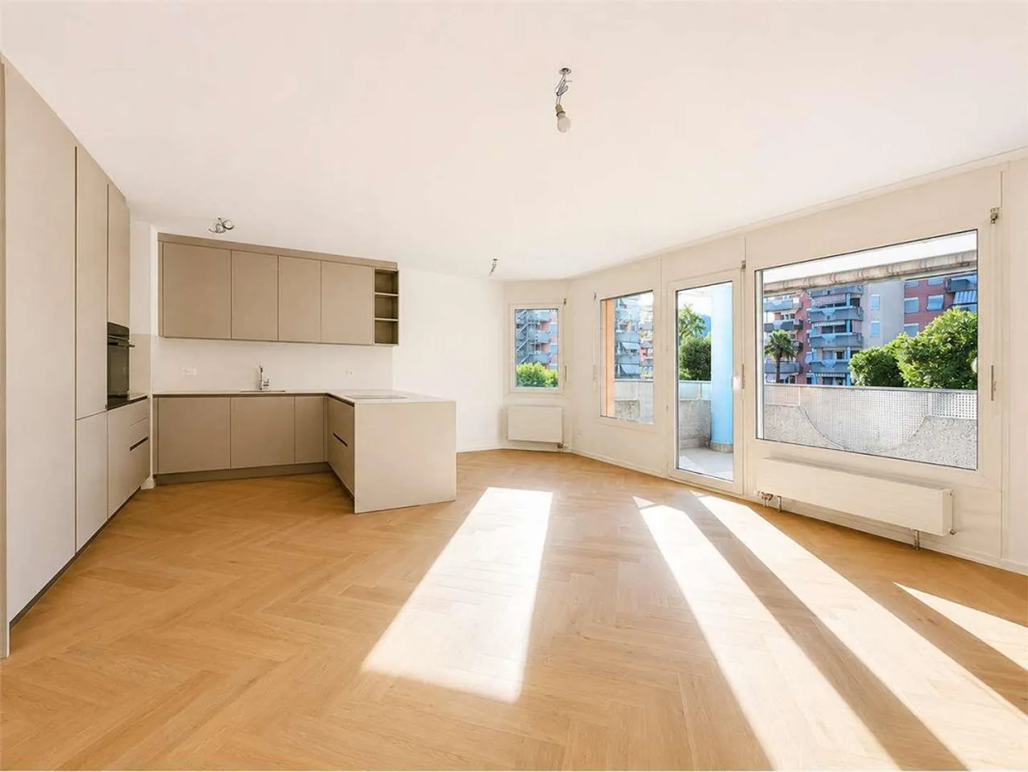 Appartamento 3.5 locali ristrutturato a Breganzona - Foto 2 di 7