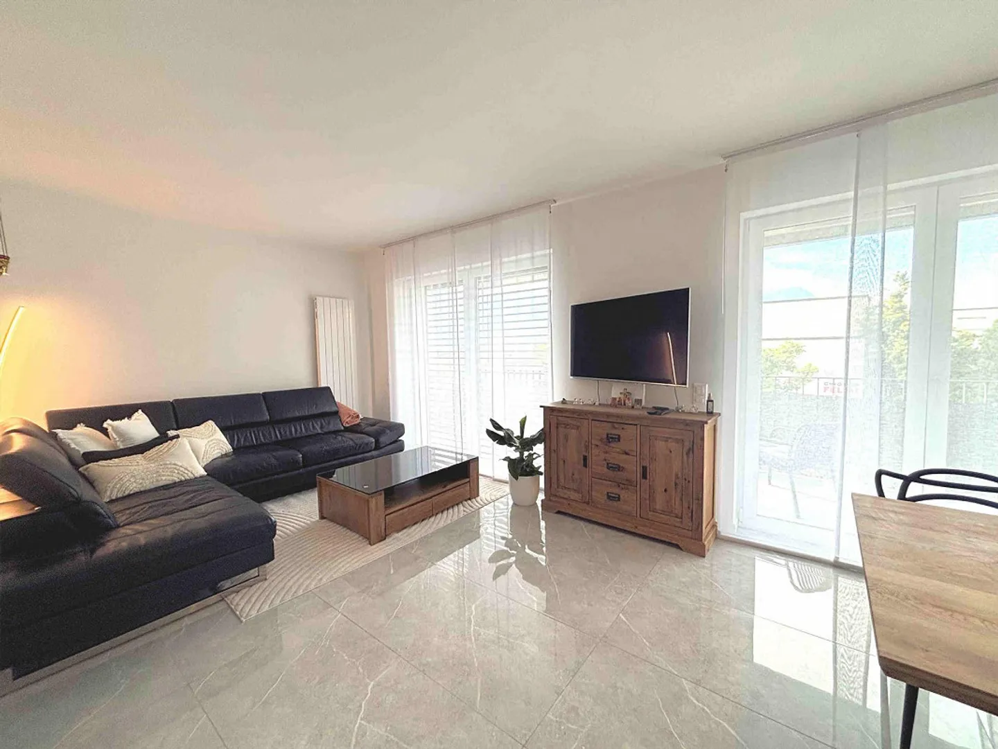 Appartement élégant dans une résidence exclusive - Photo 6 sur 14